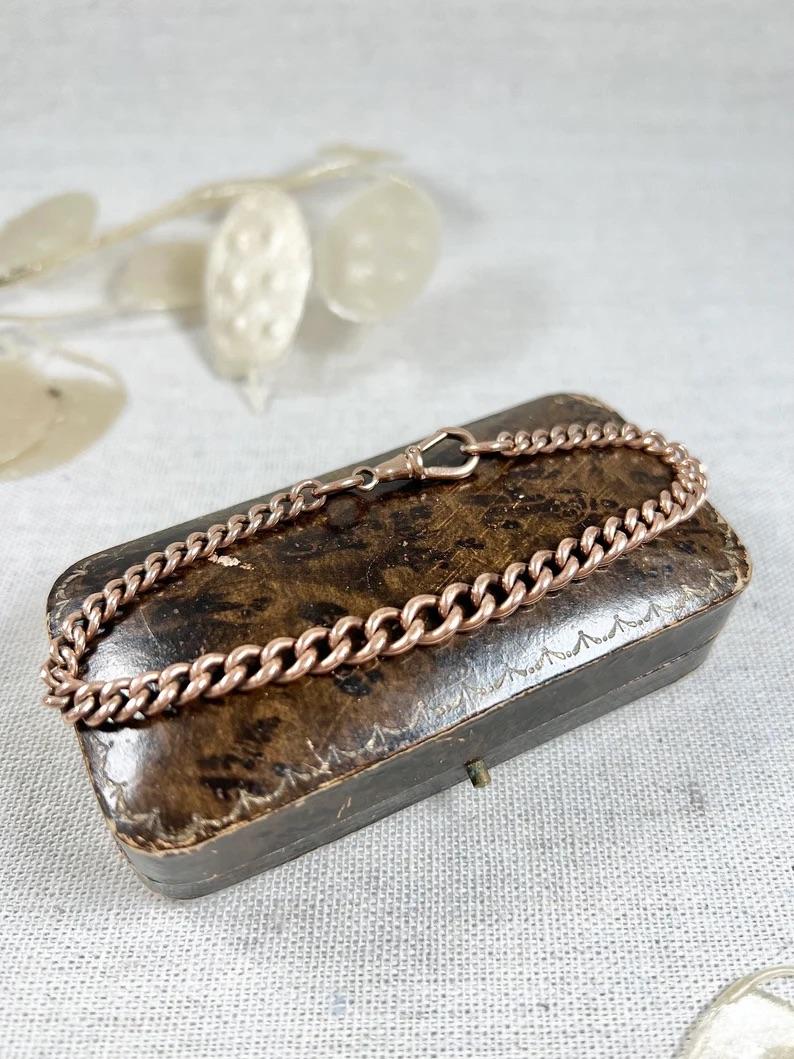 Women's or Men's 9ct Rose Gold Victorian 8 1/2 Inch Graduated Curb Link Bracelet Swivel Clasp For Sale