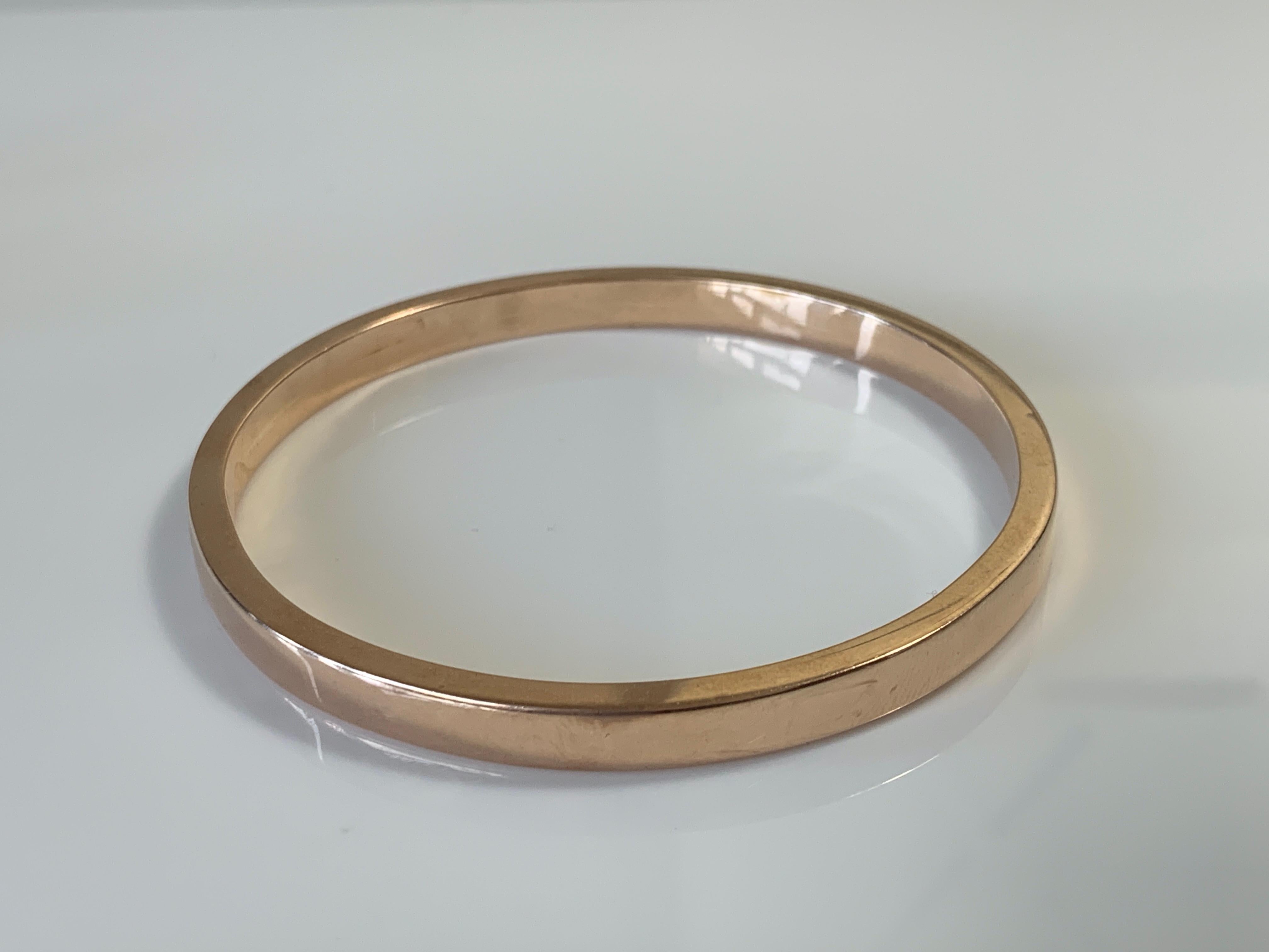 9ct rose gold bangle