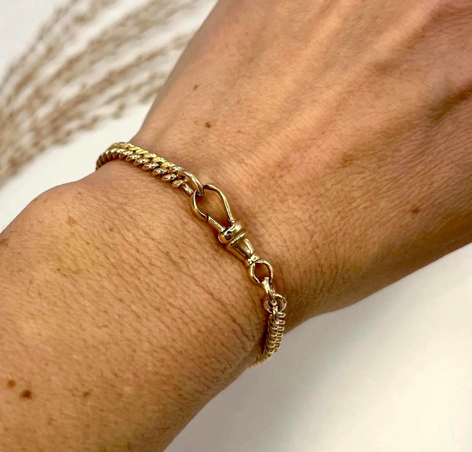Bracelet à maillons en or rose 9ct, de style victorien, avec fermoir à agrafe en forme de chien, Circa 1900 en vente 6