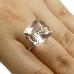 9ct Square Cushion Pfirsichrosa-Oranger Morganit aus Brasilien