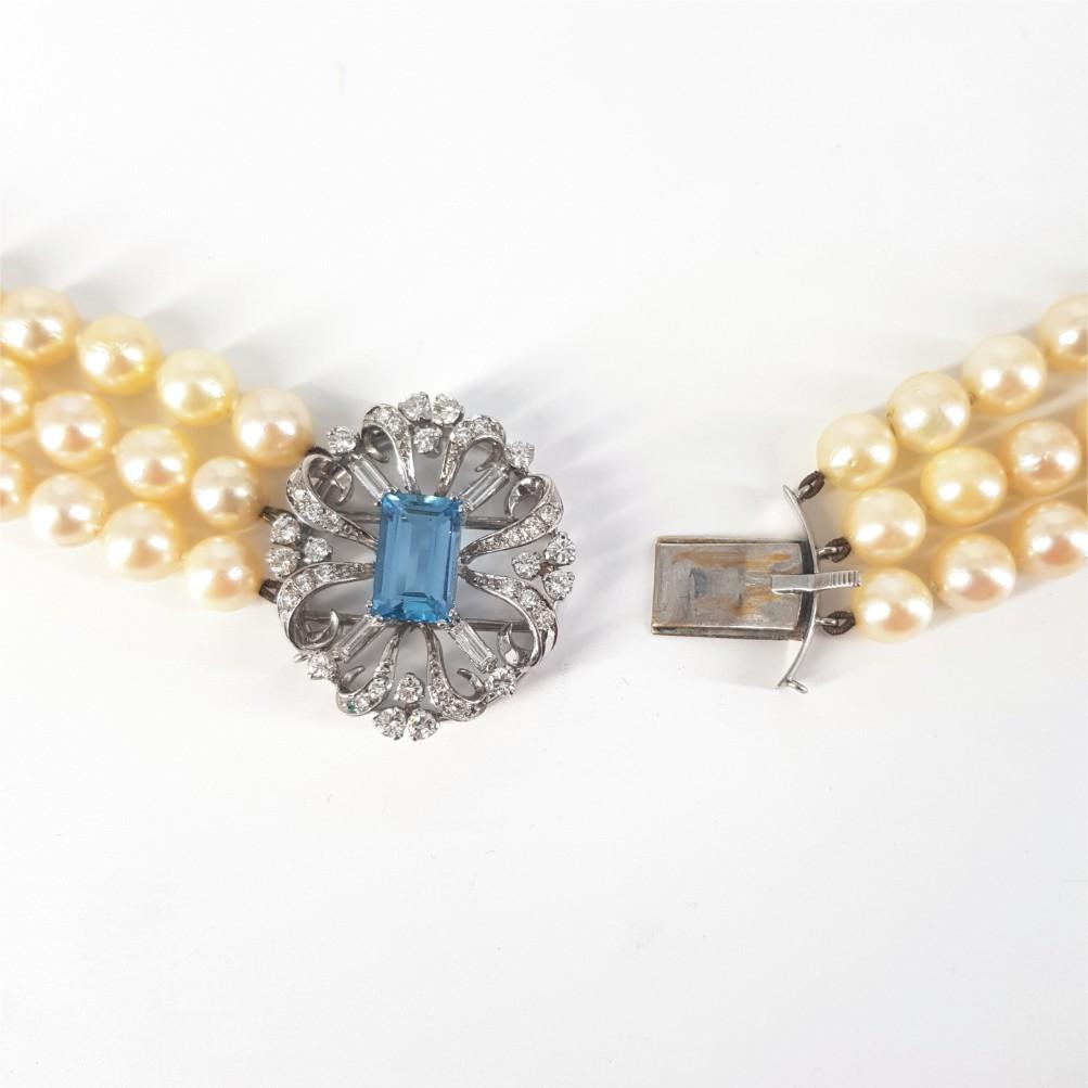 9ct White Gold Aquamarine & Diamond Pearl Necklace For Sale 1