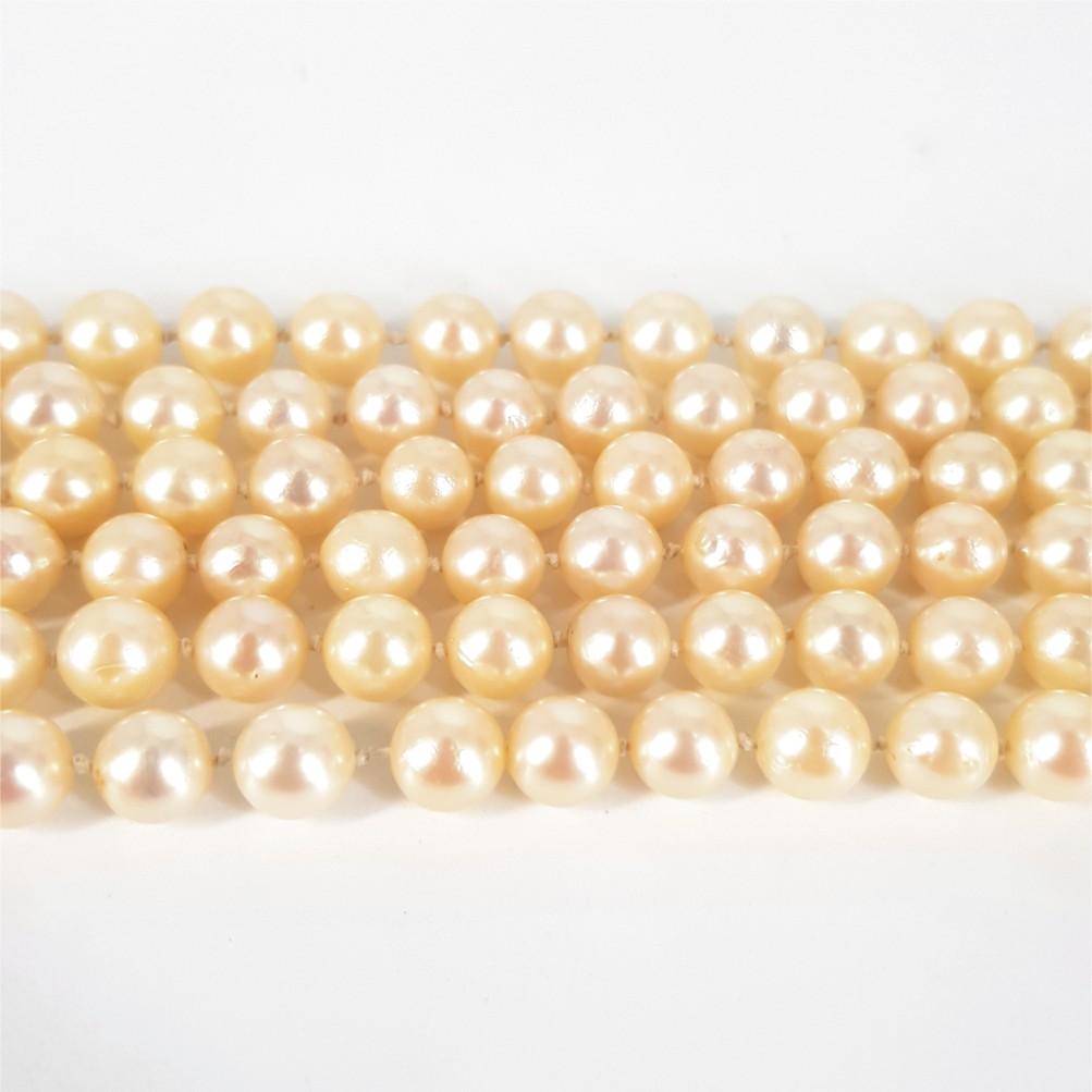 9ct White Gold Aquamarine & Diamond Pearl Necklace For Sale 2