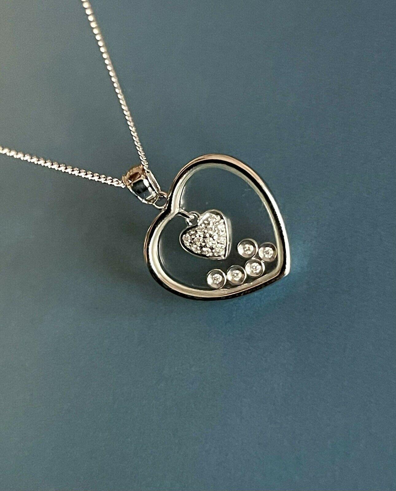 9ct White Gold Dancing Diamond Necklace 0.22ct Floating Diamond Heart Pendant Ch For Sale 1
