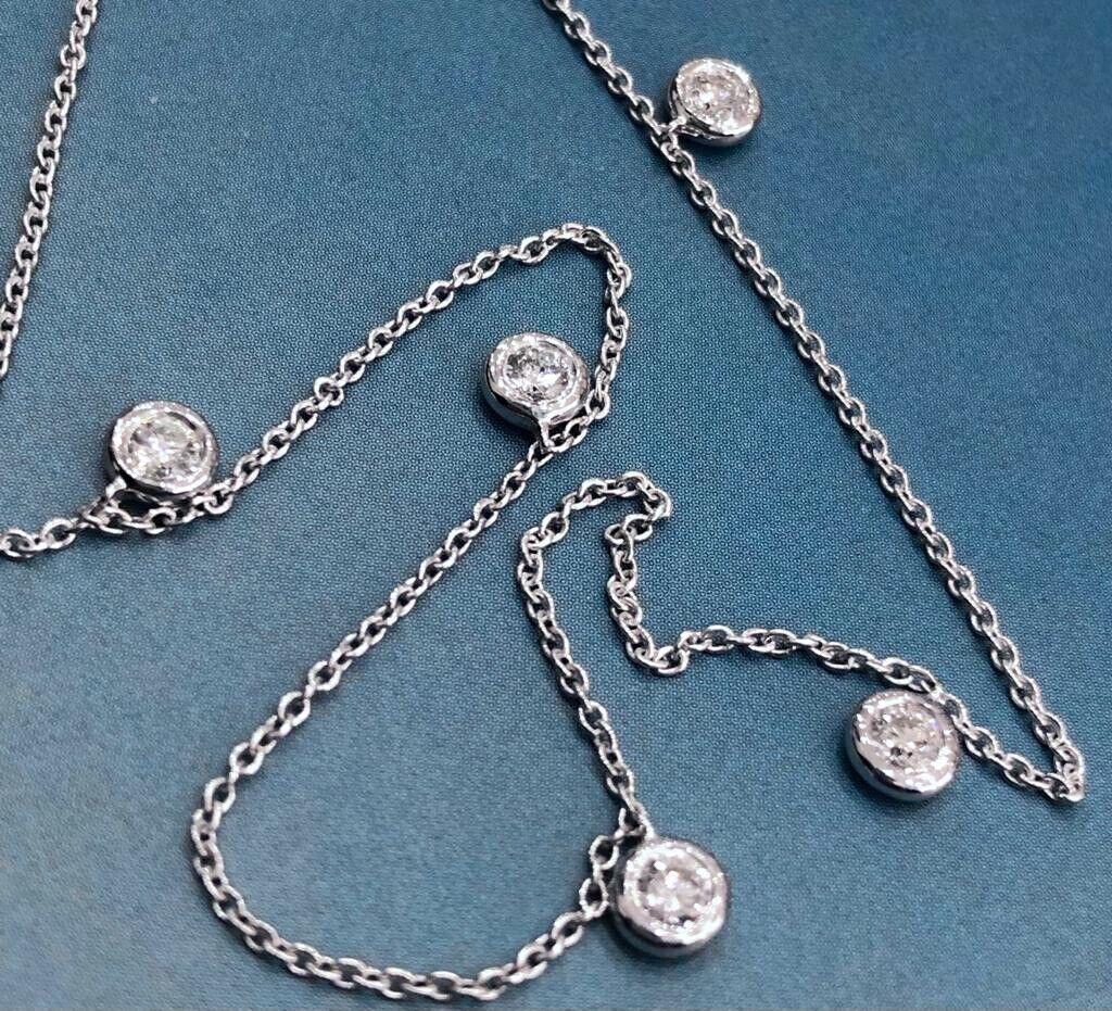 9ct White Gold Diamond Necklace 0.25ct chocker Rubover Bezel by the yard charms In New Condition For Sale In Ilford, GB