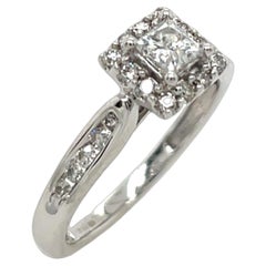 9 Karat Weißgold Diamantring, mit 0,50 Karat rundem Diamanten besetzt