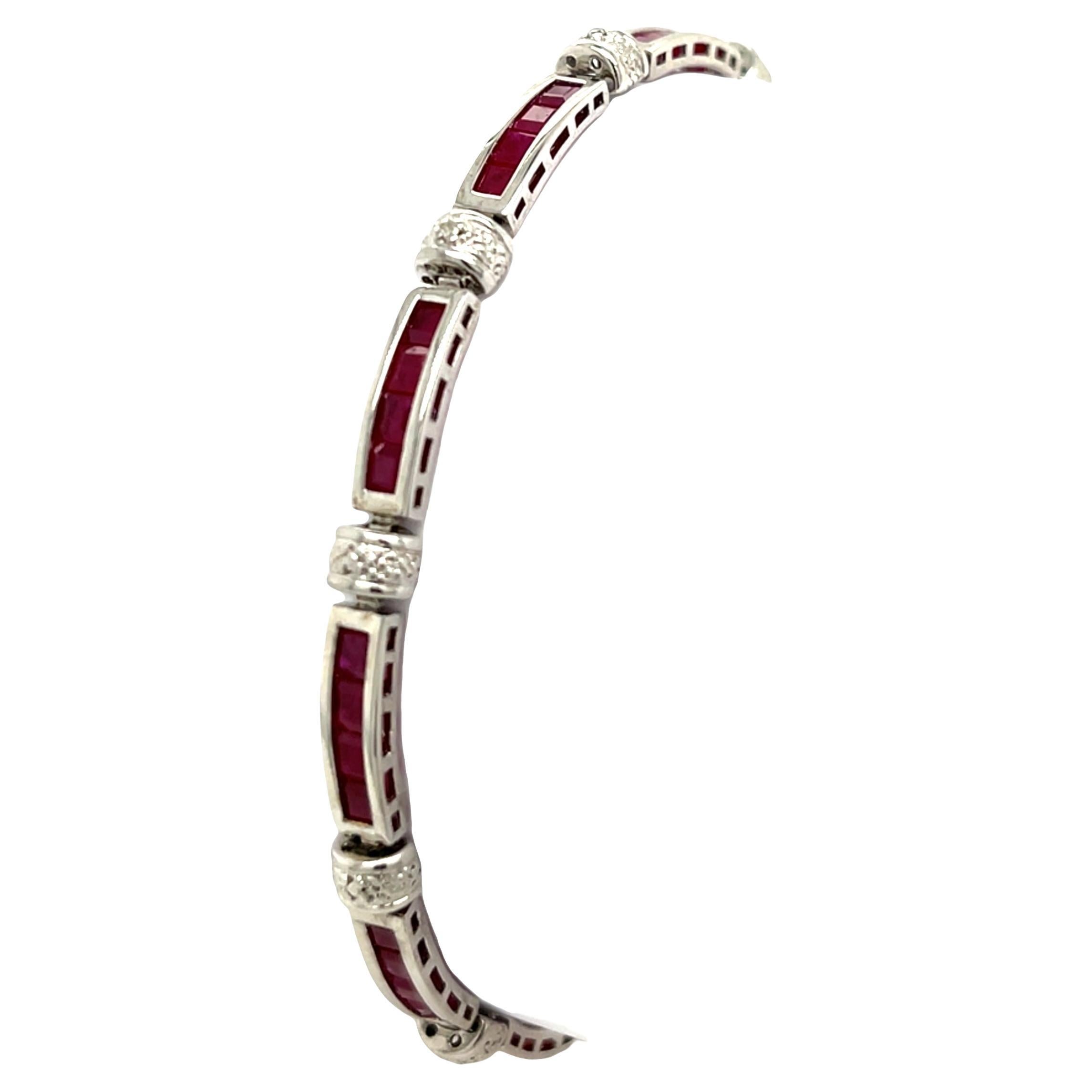 Pulsera de oro blanco de 9 ct con rubí natural en venta