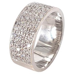 Bague en or blanc 9 carats avec pavé de diamants