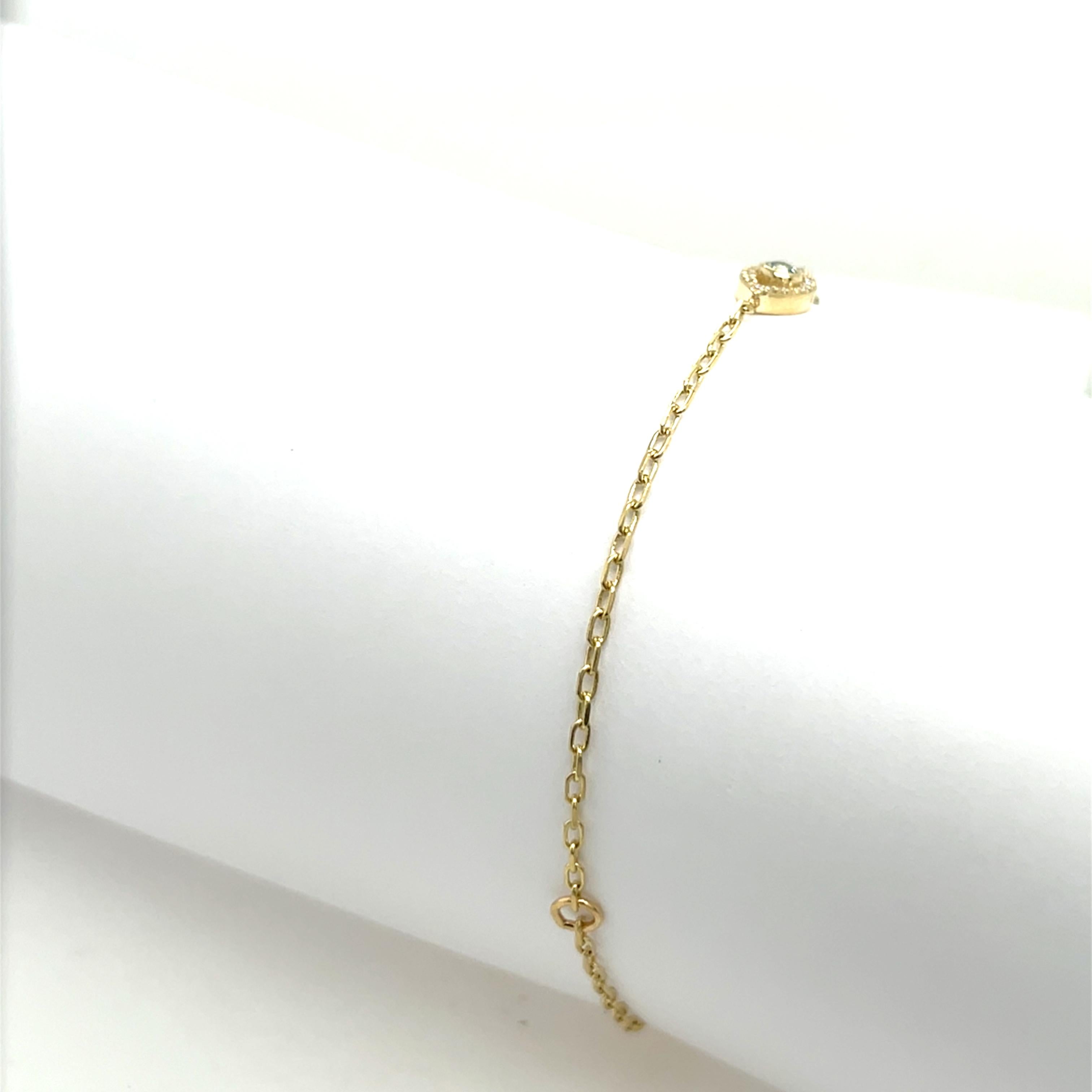 Bracelet Evil Eye en or jaune 9 carats serti d'aigue-marine, pierre de naissance de mars Neuf - En vente à London, GB
