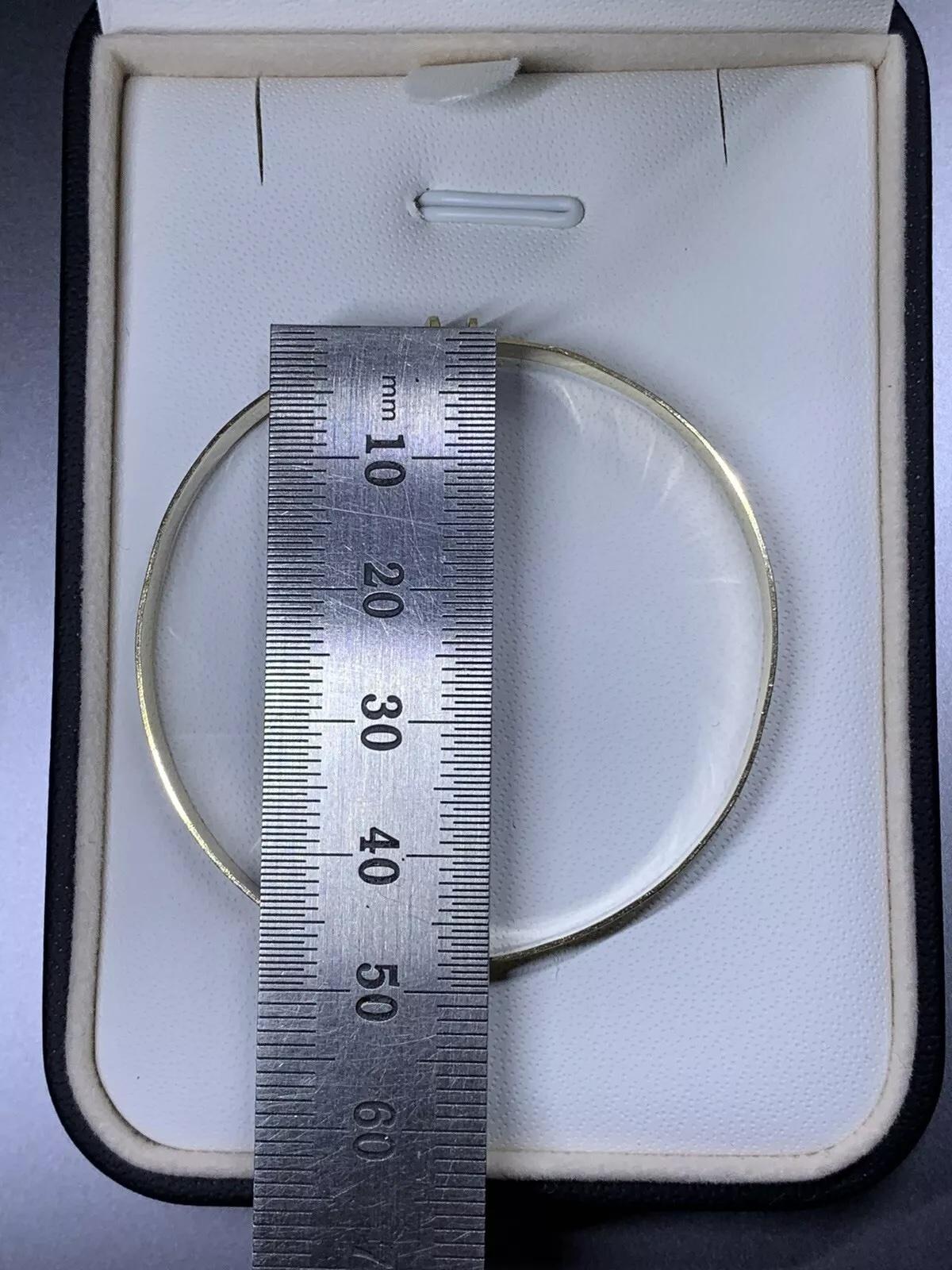 Bracelet bébé en or jaune 9ct Neuf - En vente à London, GB