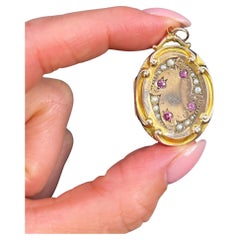9ct Yellow Gold Back & Front, Edwardian Floral Seed Pearl Set Oval Locket