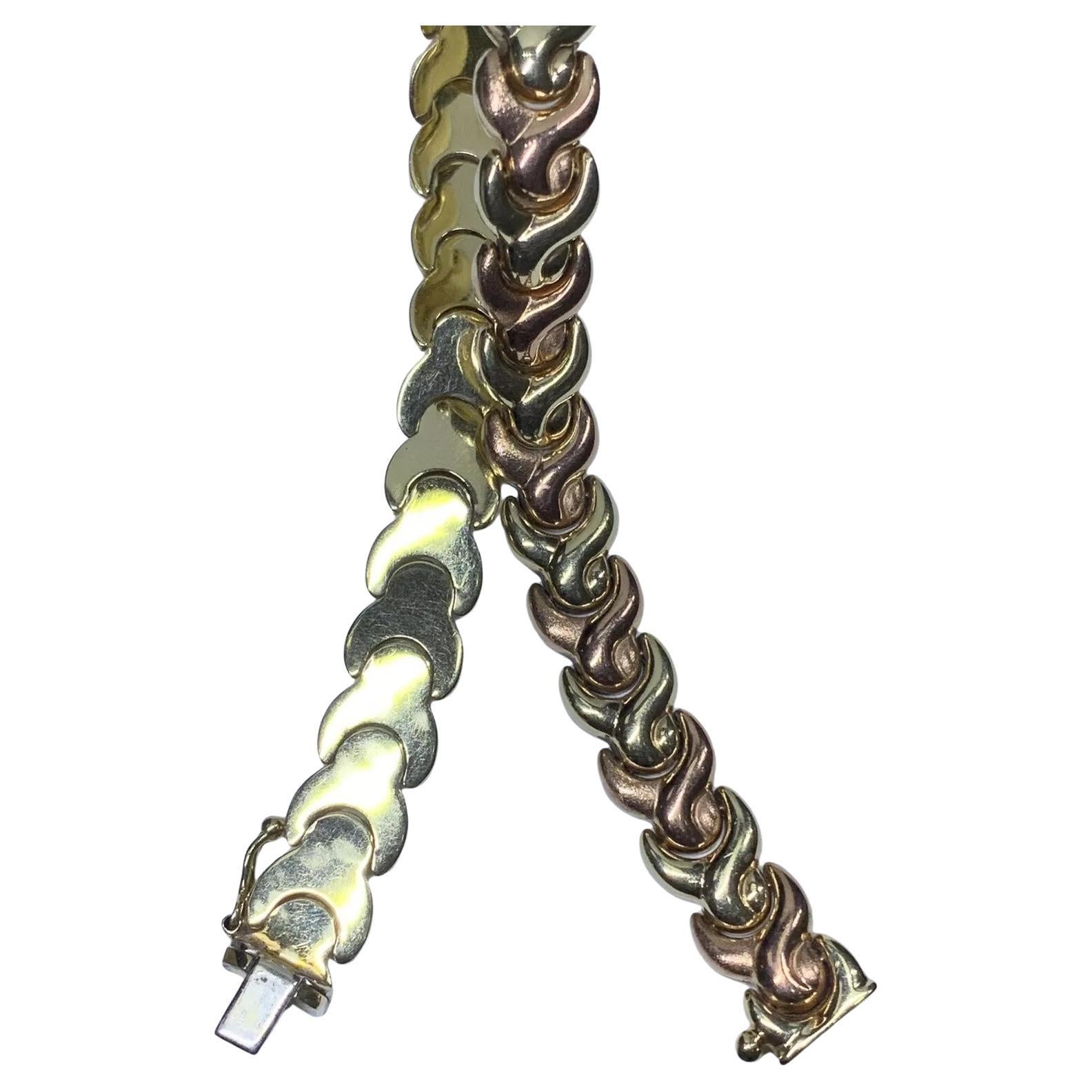 Bracelet à maillons cubains en or jaune 9 ct. en vente
