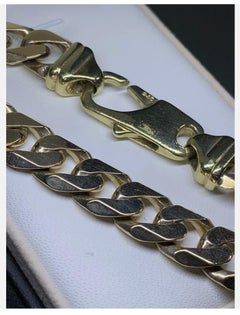 9ct Yellow Gold Chunky Curb Cuban Link Solid Bracelet 61.1g 9 Inches