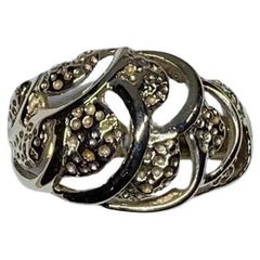 Gold-Kuppel-Ringe