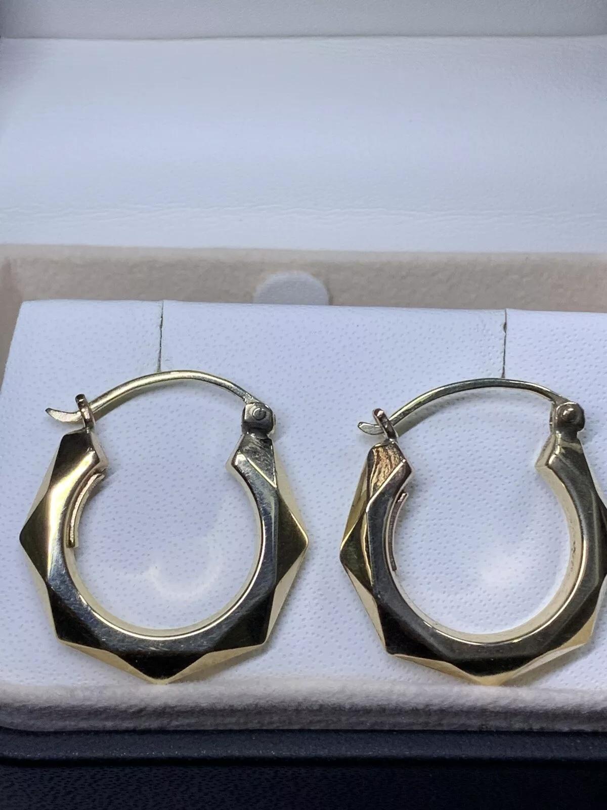 Boucles d'oreilles en or jaune 9 ct. en vente 4