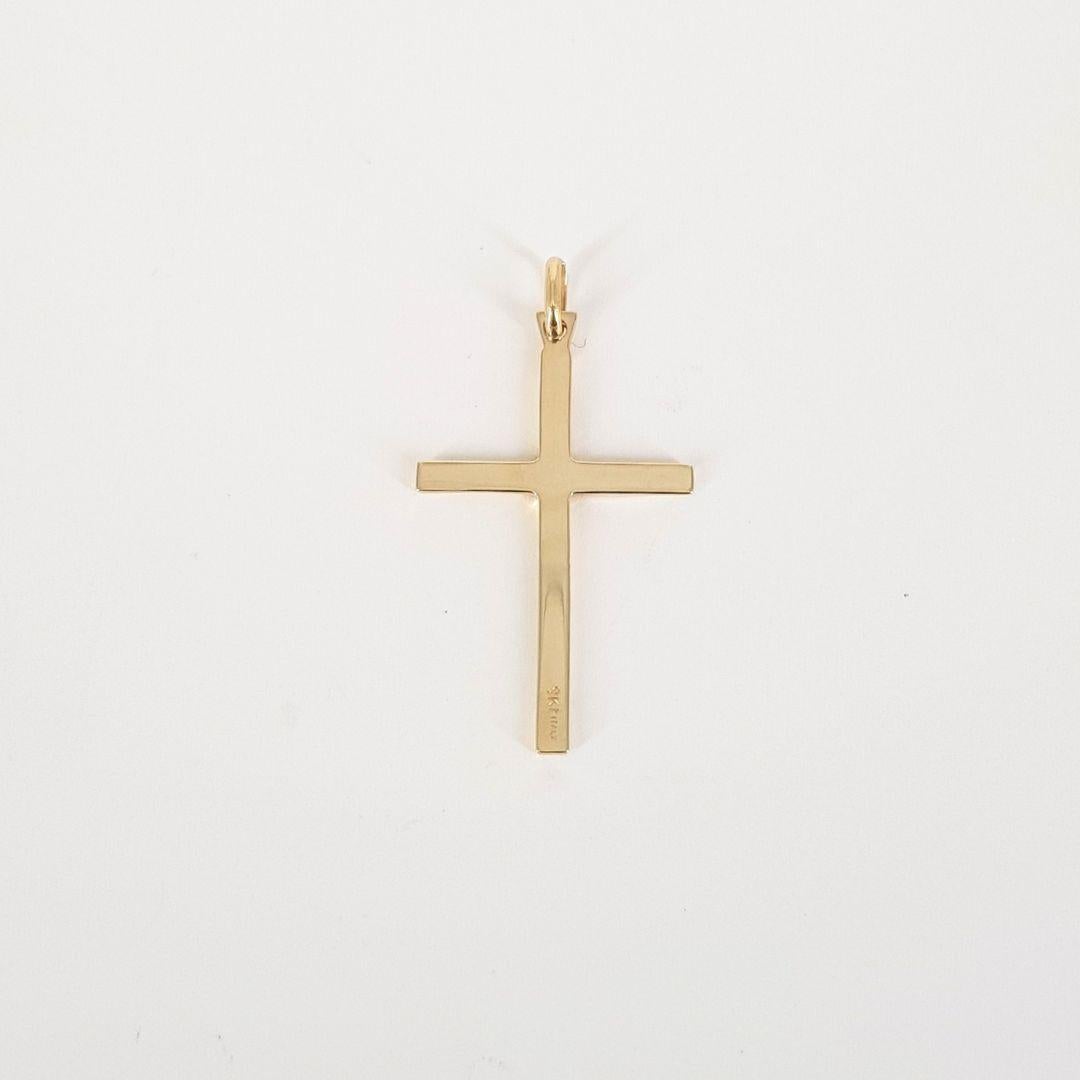 9ct Yellow Gold Cross Pendant In Excellent Condition For Sale In Cape Town, ZA
