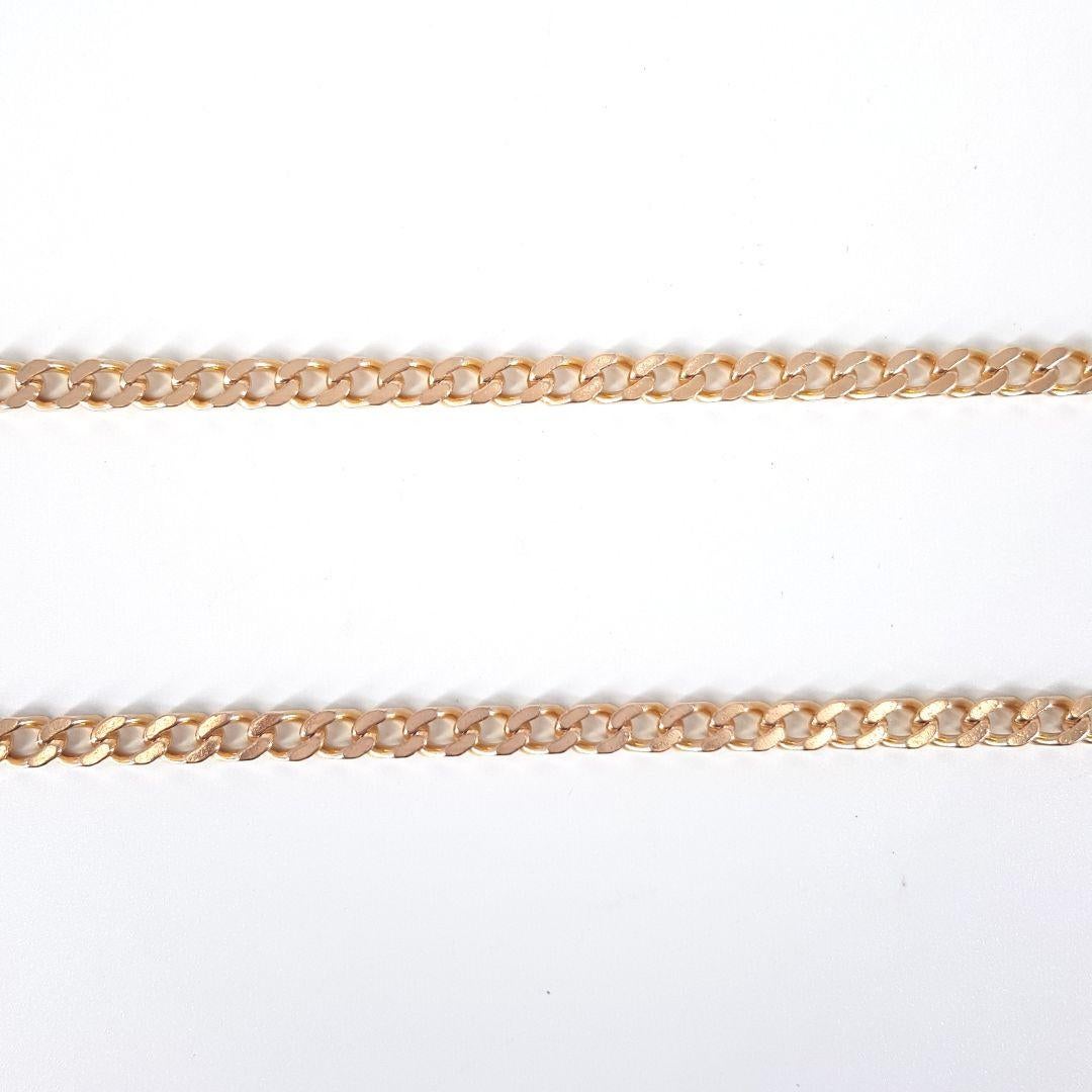 Sleek and outstanding
Chain Attributes: 
Weight:			42gram 
Metal Colour:		Yellow
Metal:			9ct
Length:                    600mm
Width: 			5mm
Thickness:		2mm
