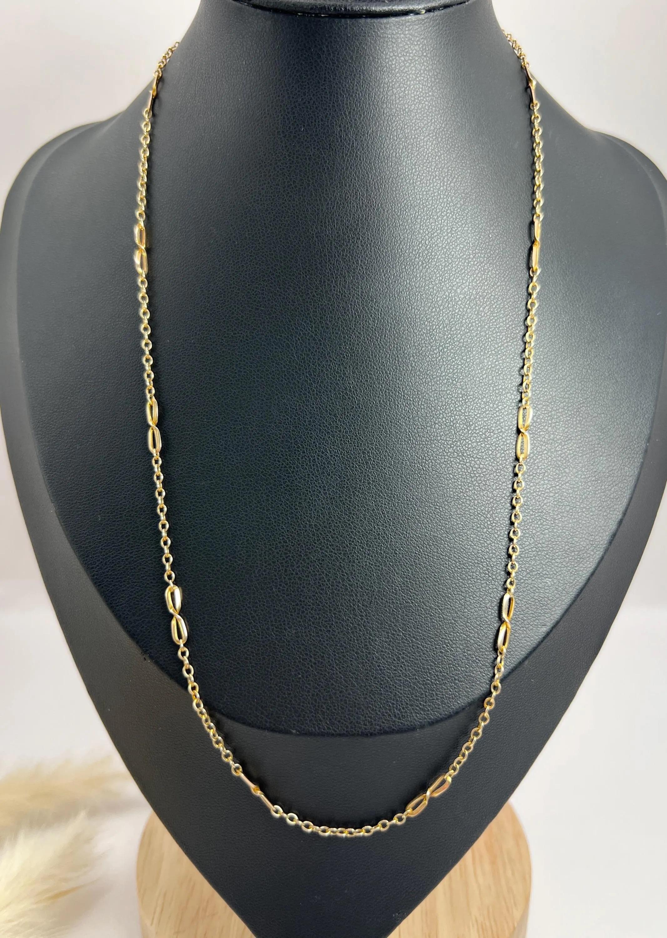 Chaîne en or jaune 9ct, Edwardienne, 18 1/4 pouces, à maillons en forme de huit et trace fantaisie en vente 3