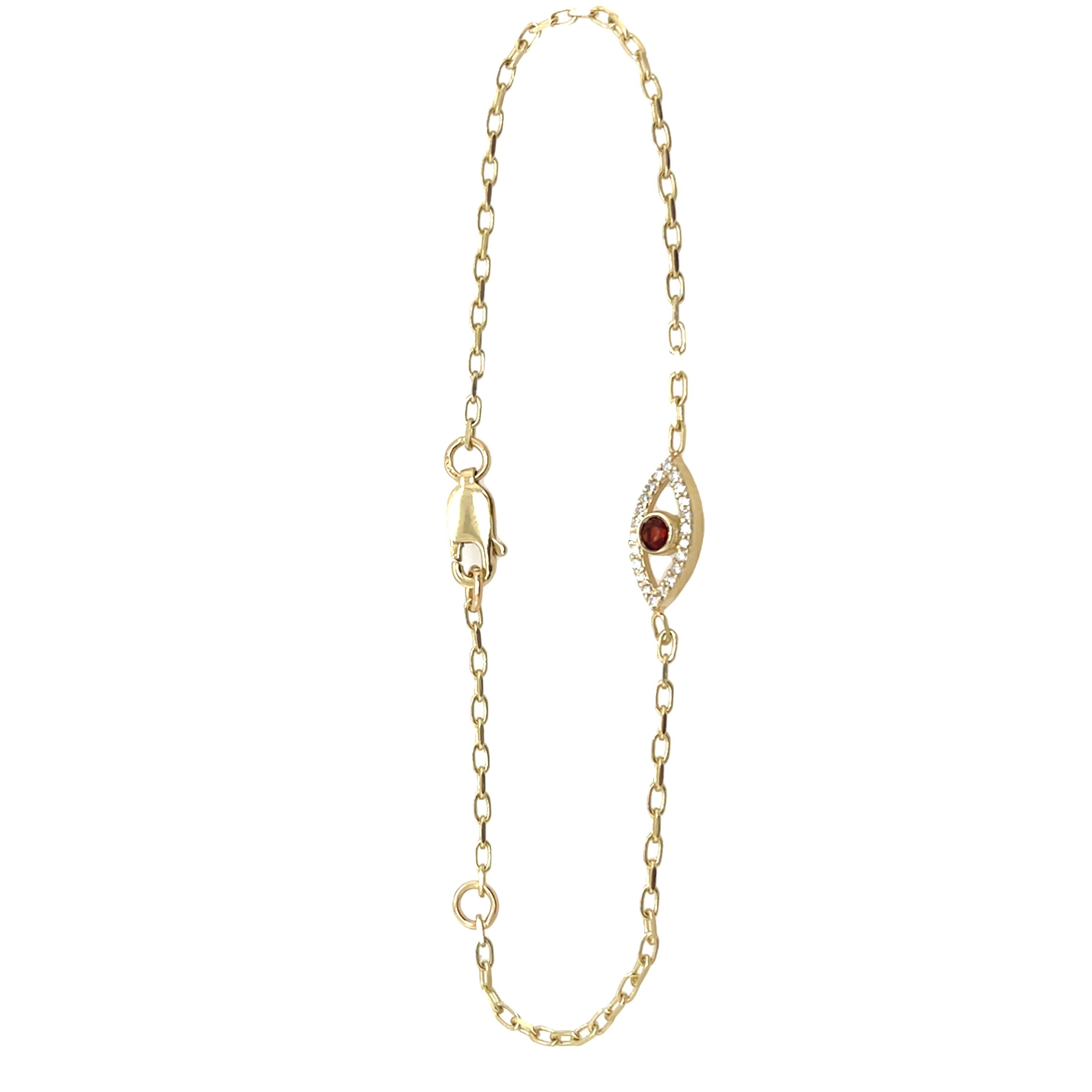 Bracelet Evil Eye en or jaune 9 carats serti de grenats, pierre de naissance de janvier Unisexe en vente