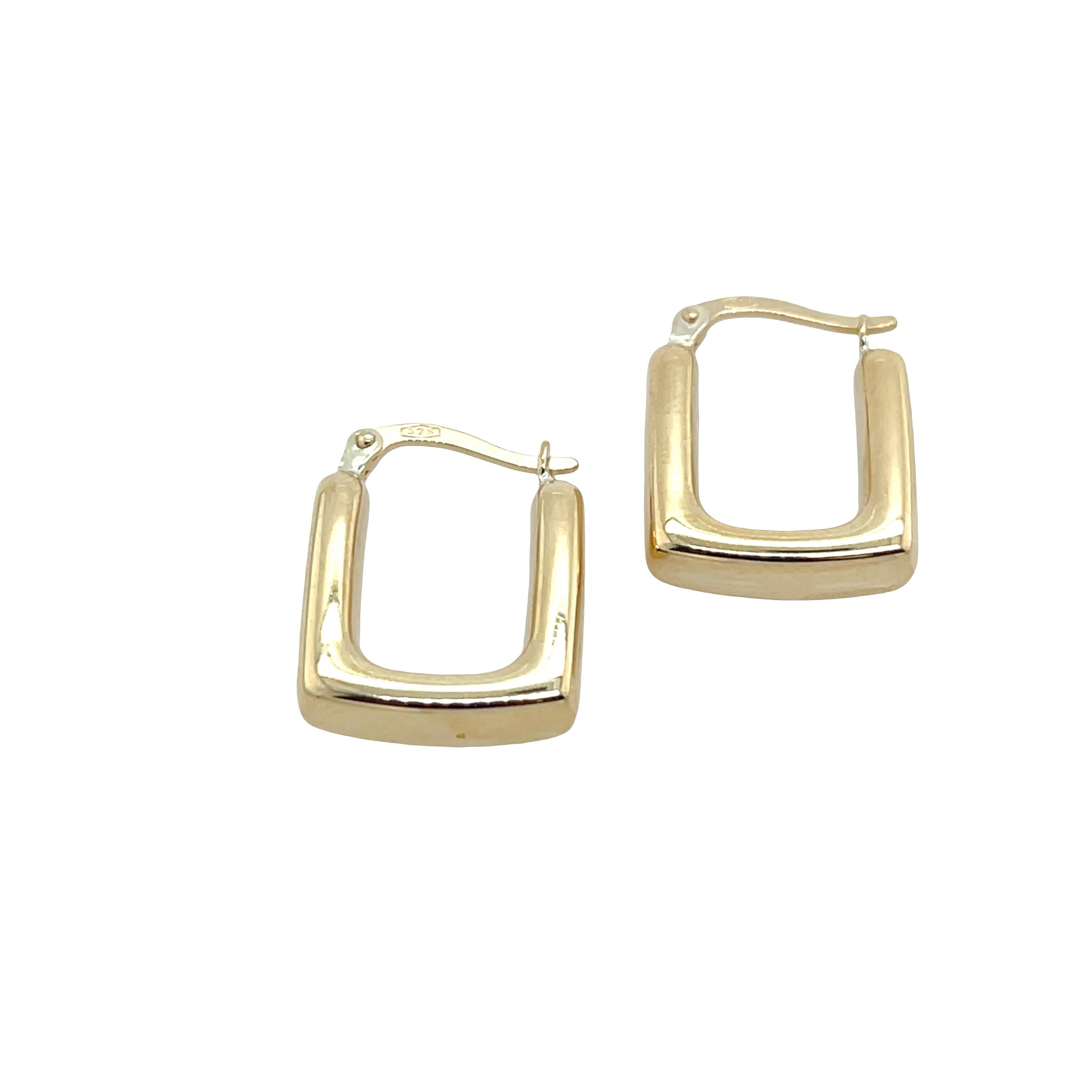 Orecchini a cerchio in oro giallo 9ct in vendita 1