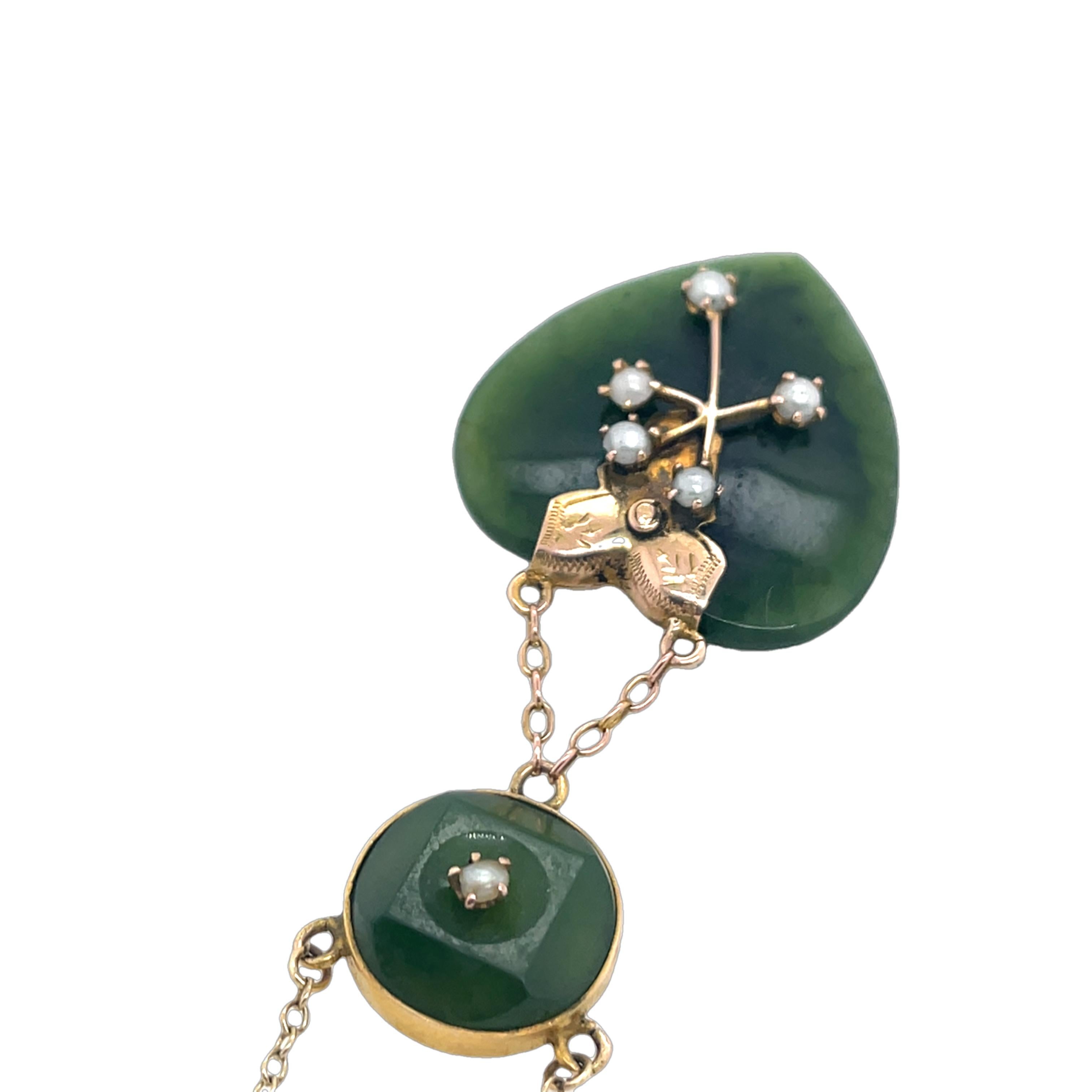 Taglio antico europeo Collana in oro giallo 9ct con giada e perle di mare in vendita