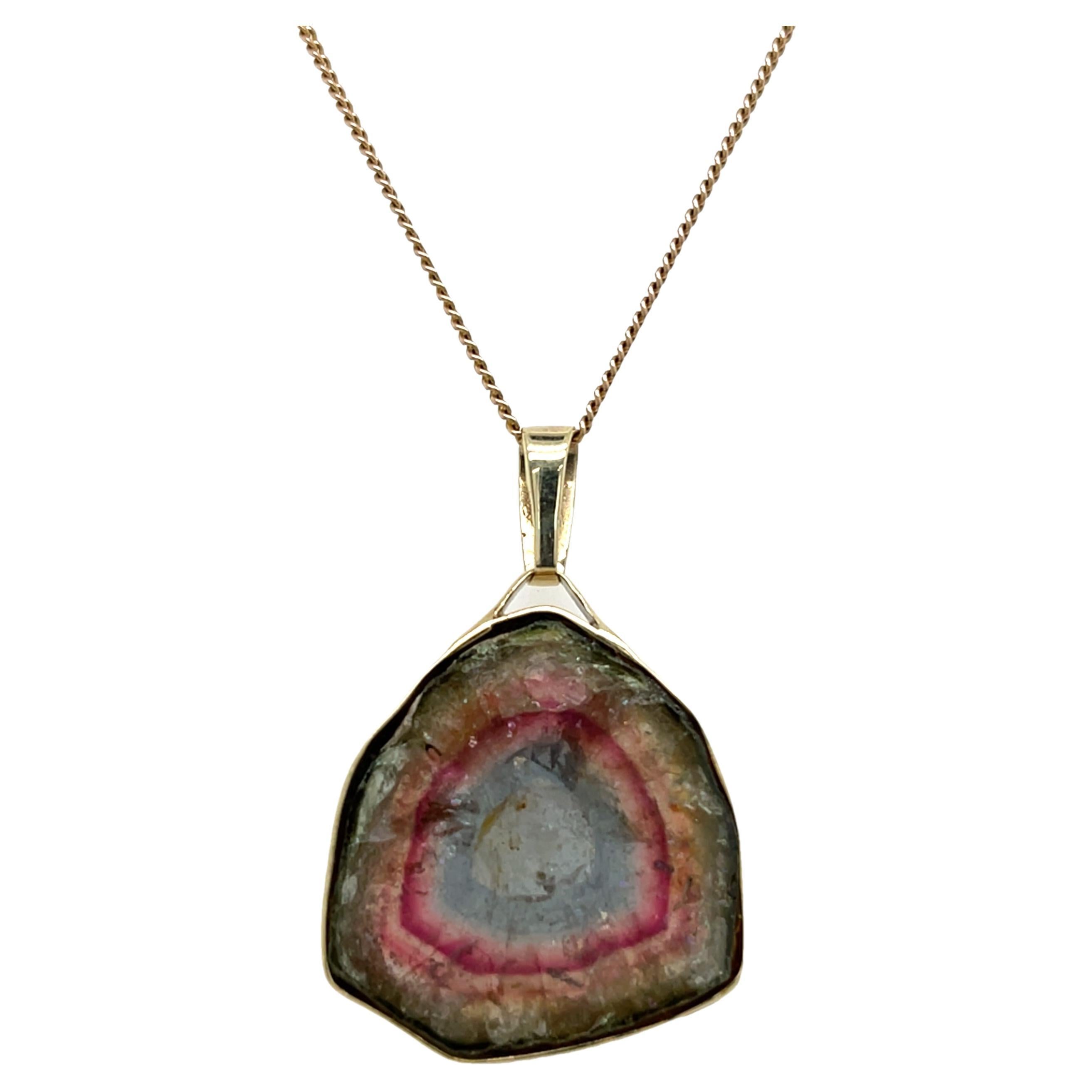9ct Yellow Gold Multi Coloured Agate Stone