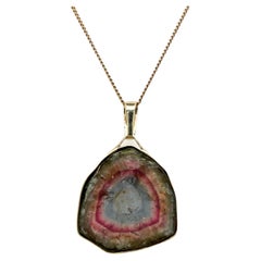 9ct Yellow Gold Multi Coloured Agate Stone