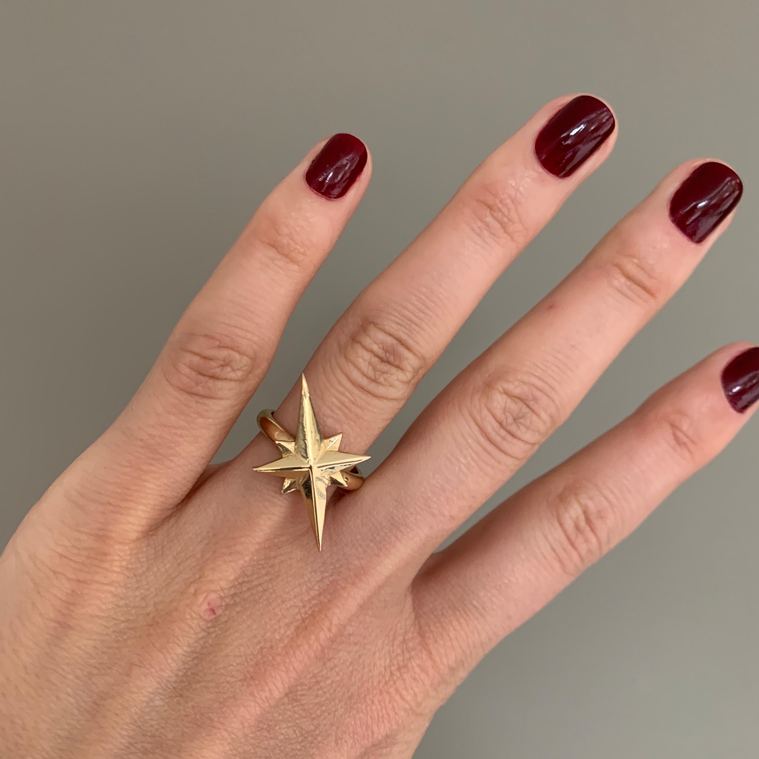 9ct Yellow Gold Star Ring For Sale 4