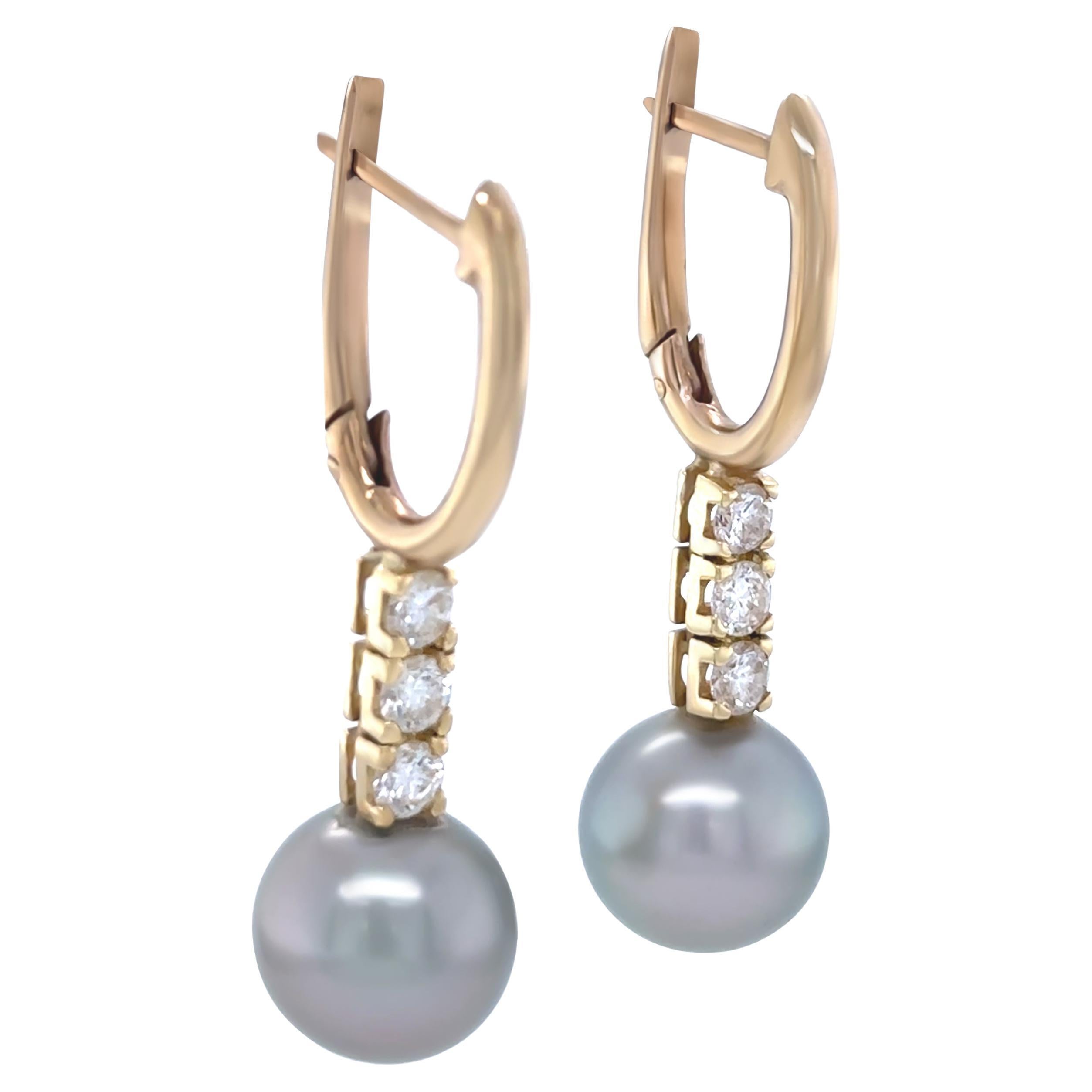 Orecchini con perle di Tahiti e diamanti in oro giallo 9ct 0,60ct