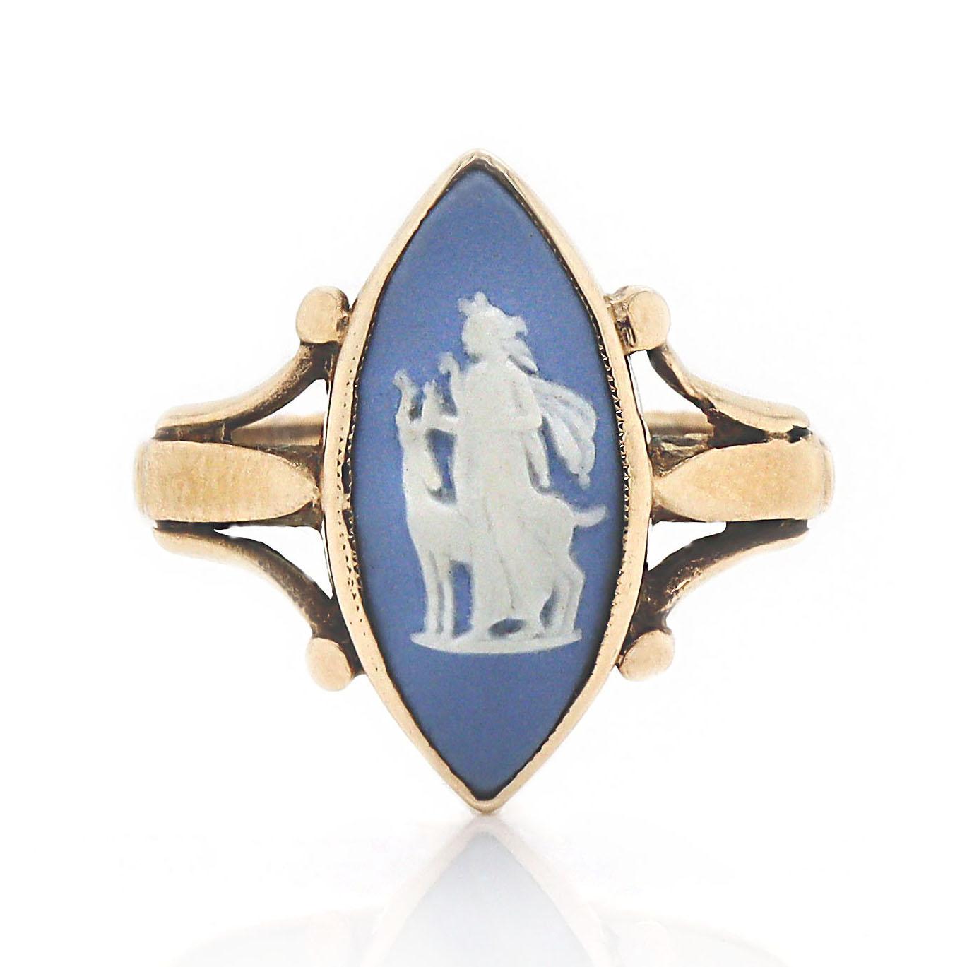 9CT Yellow Gold Wedgewood Dress Ring For Sale 1