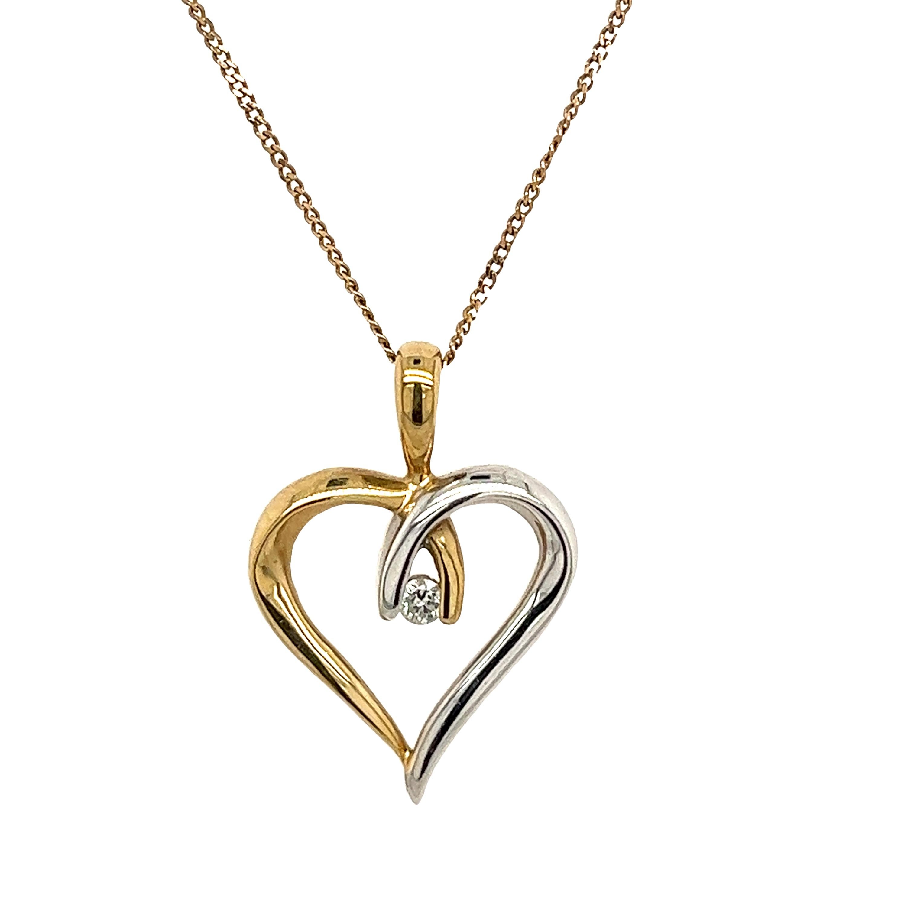 9ct Yellow & White Gold Heart Shape Pendant Set With 1 Round Diamond, 0.03ct In Excellent Condition For Sale In London, GB