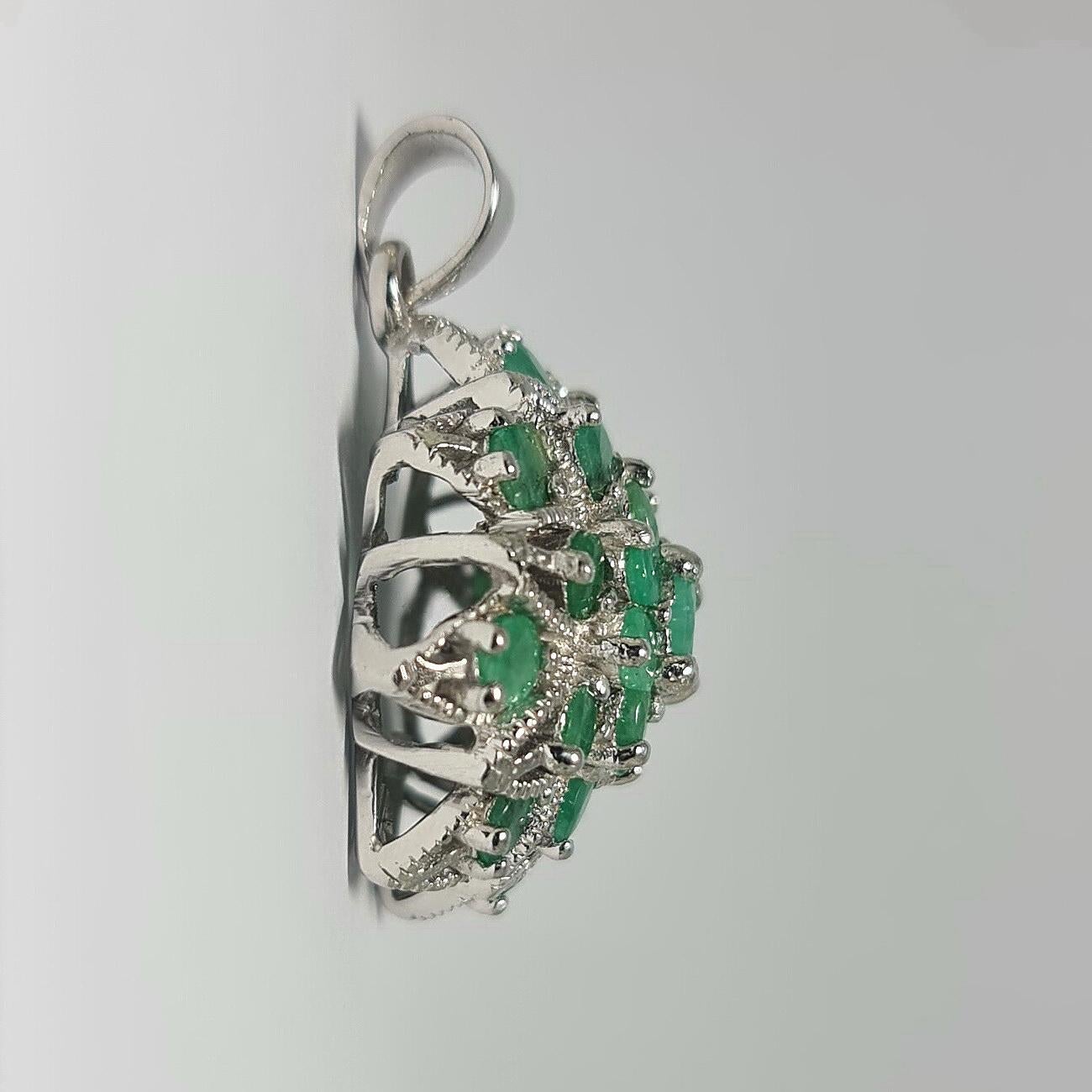 Baroque 9Cts Natural Emerald Fire Burst .925 Sterling Silver Rhodium Plated Pendant For Sale