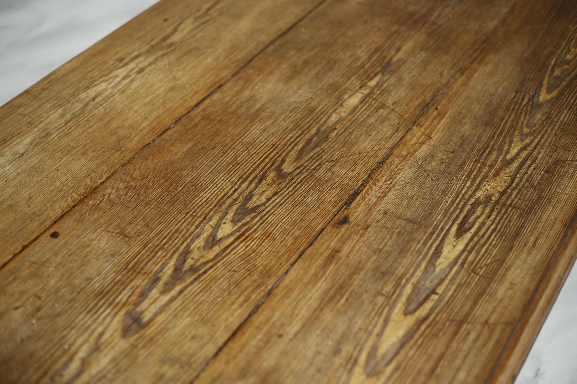 Photo inspiration: 19Th Century Pitch Pine Farmhouse Table At 1Stdibs Photo Inspiration