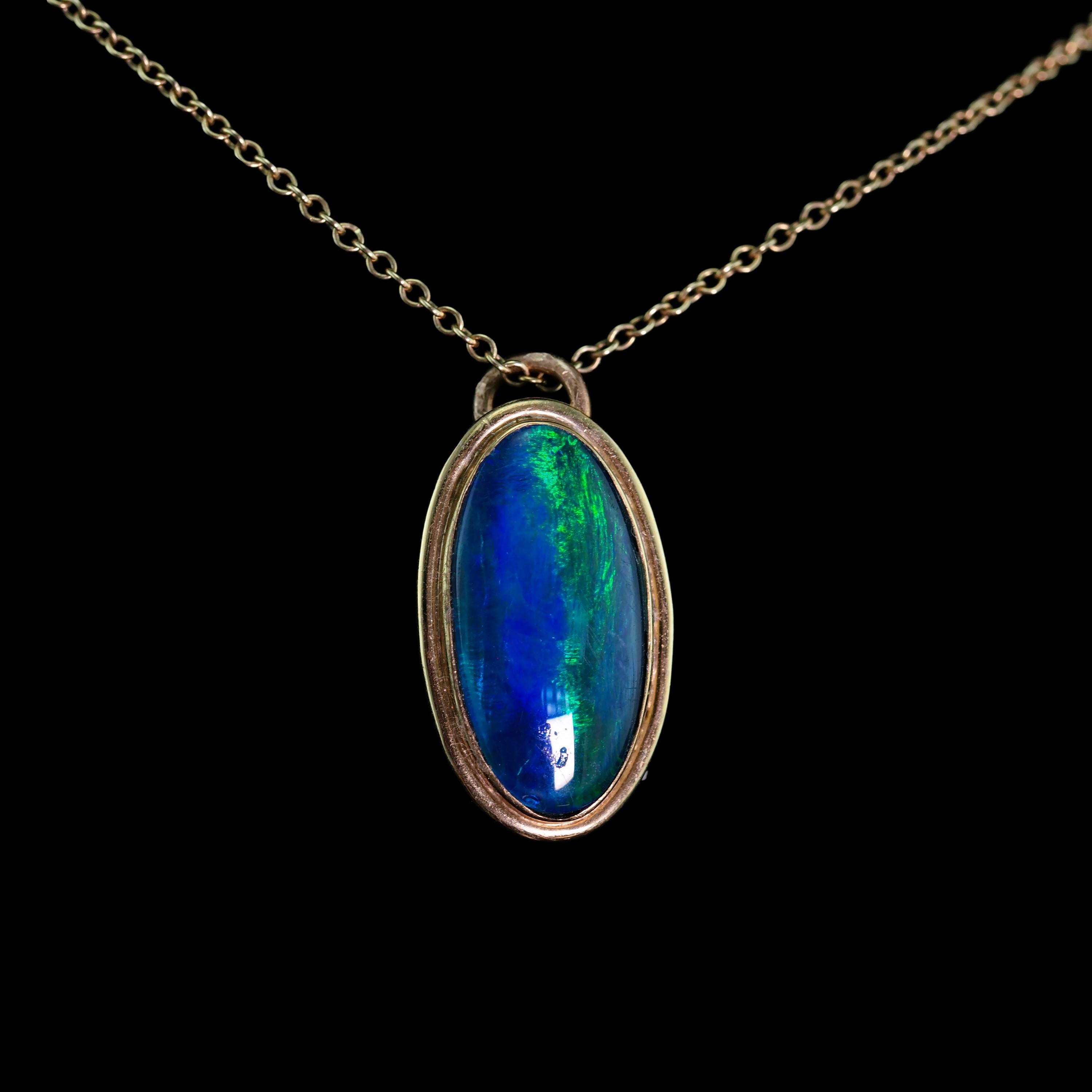 Collier pendentif et chaîne en or 9K en ammolite bleue/verte Unisexe en vente