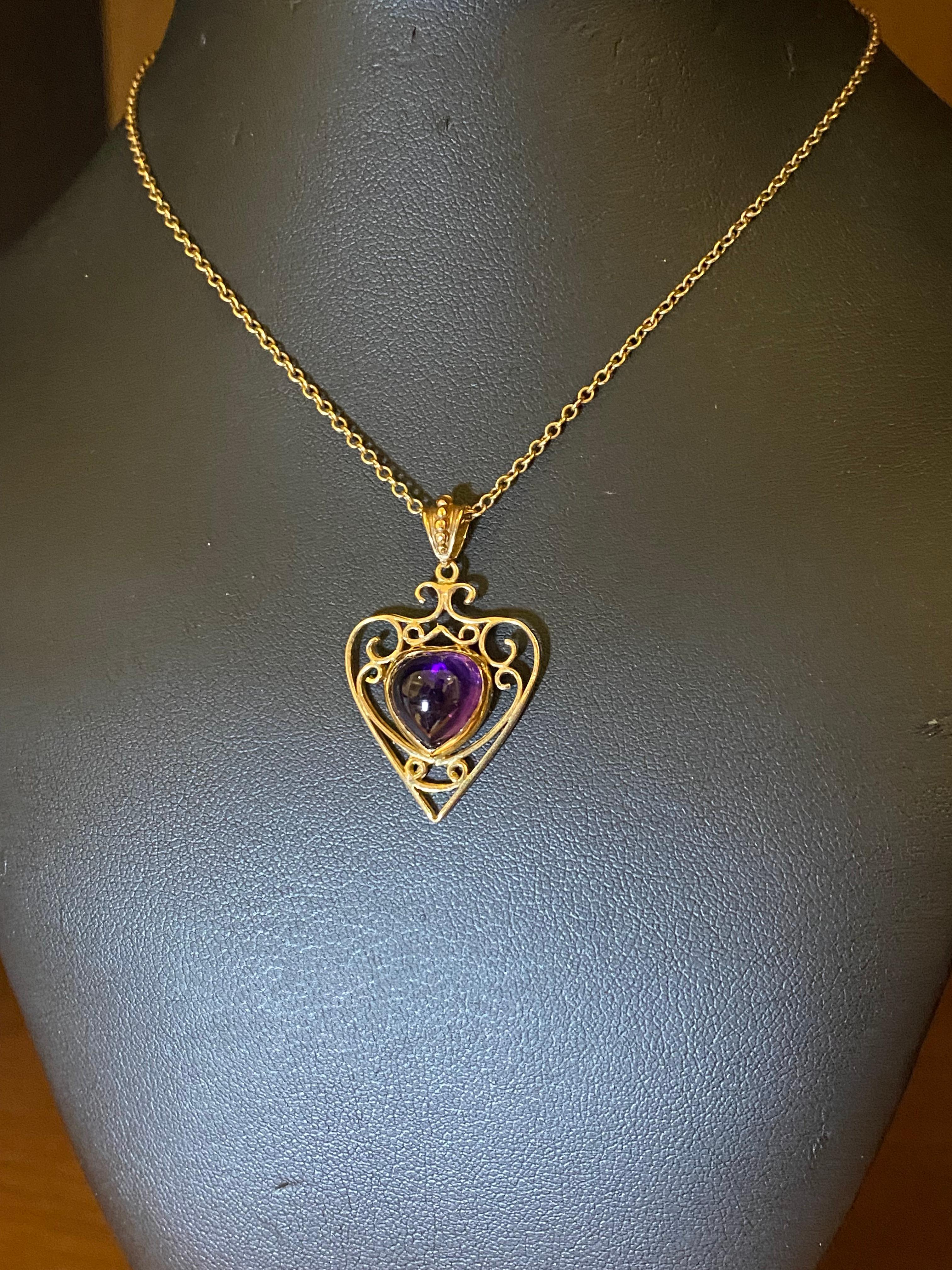 9K Gold Cabochon Amethyst Heart Renaissance Style Pendant on 14K Gold Chain. For Sale 1