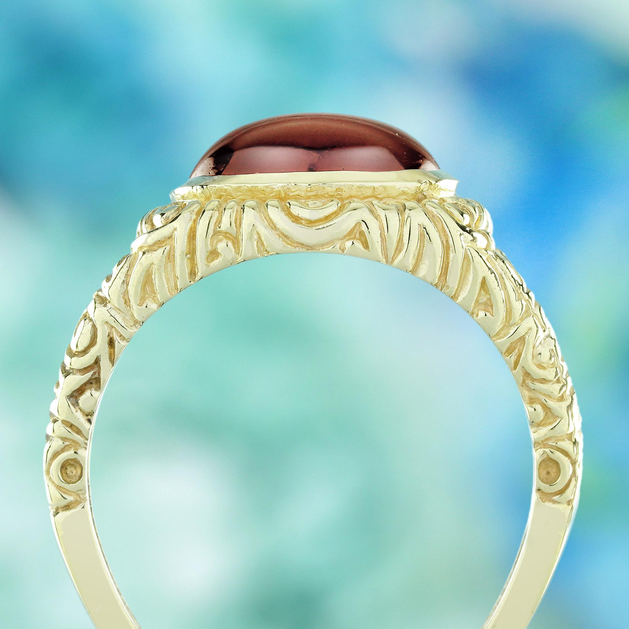 9K Gold Natürlicher Cabochon Granat Vintage Style Split Shank Ring im Zustand „Neu“ im Angebot in Bangkok, TH