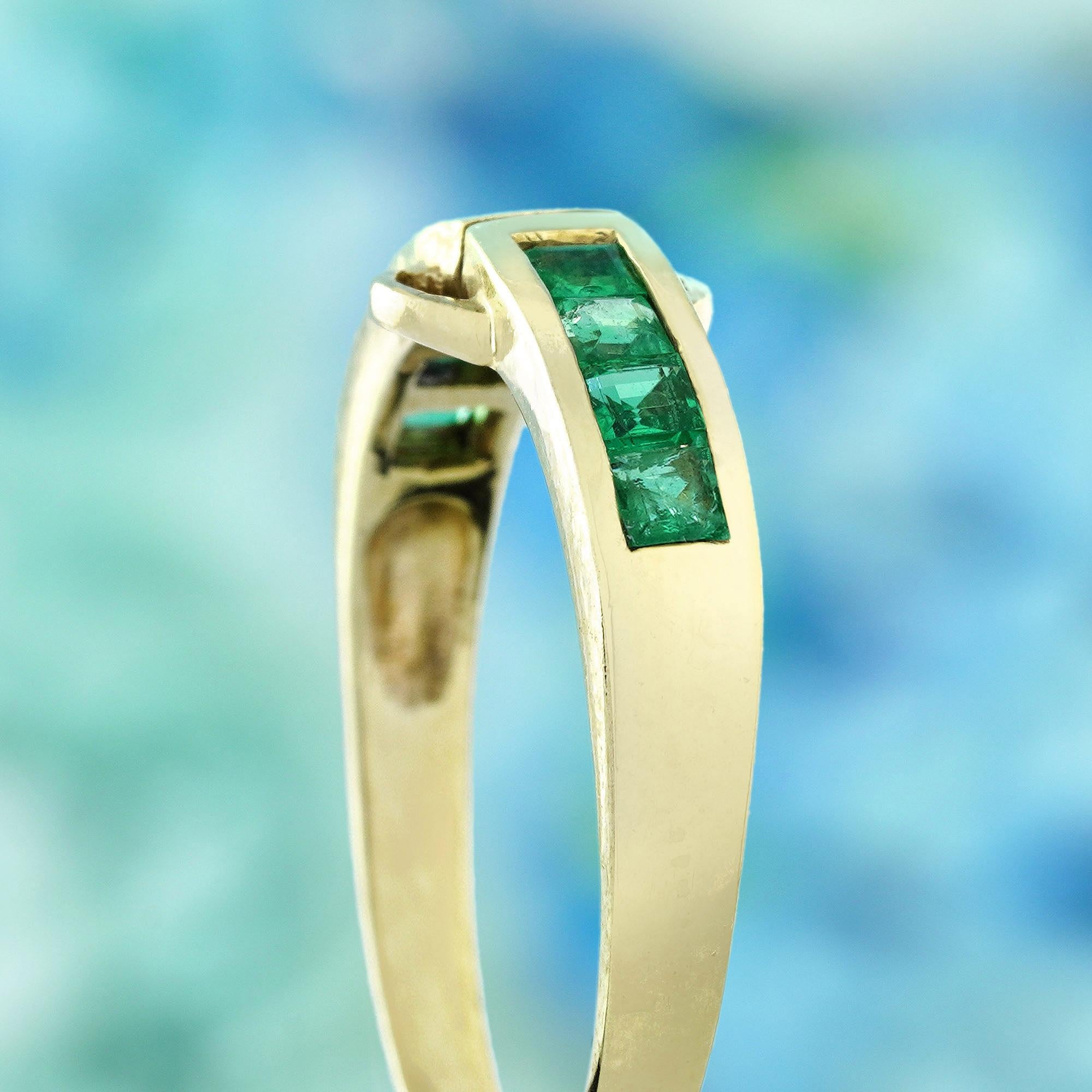 9K Gold Natürlicher Smaragd Vintage Style Ring Damen im Angebot