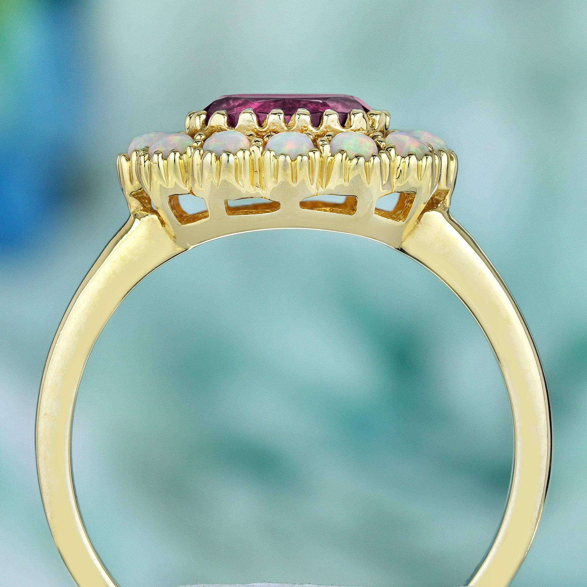 Bague de style vintage en or 9K avec tourmaline rose naturelle et halo d'opale Neuf - En vente à Bangkok, TH