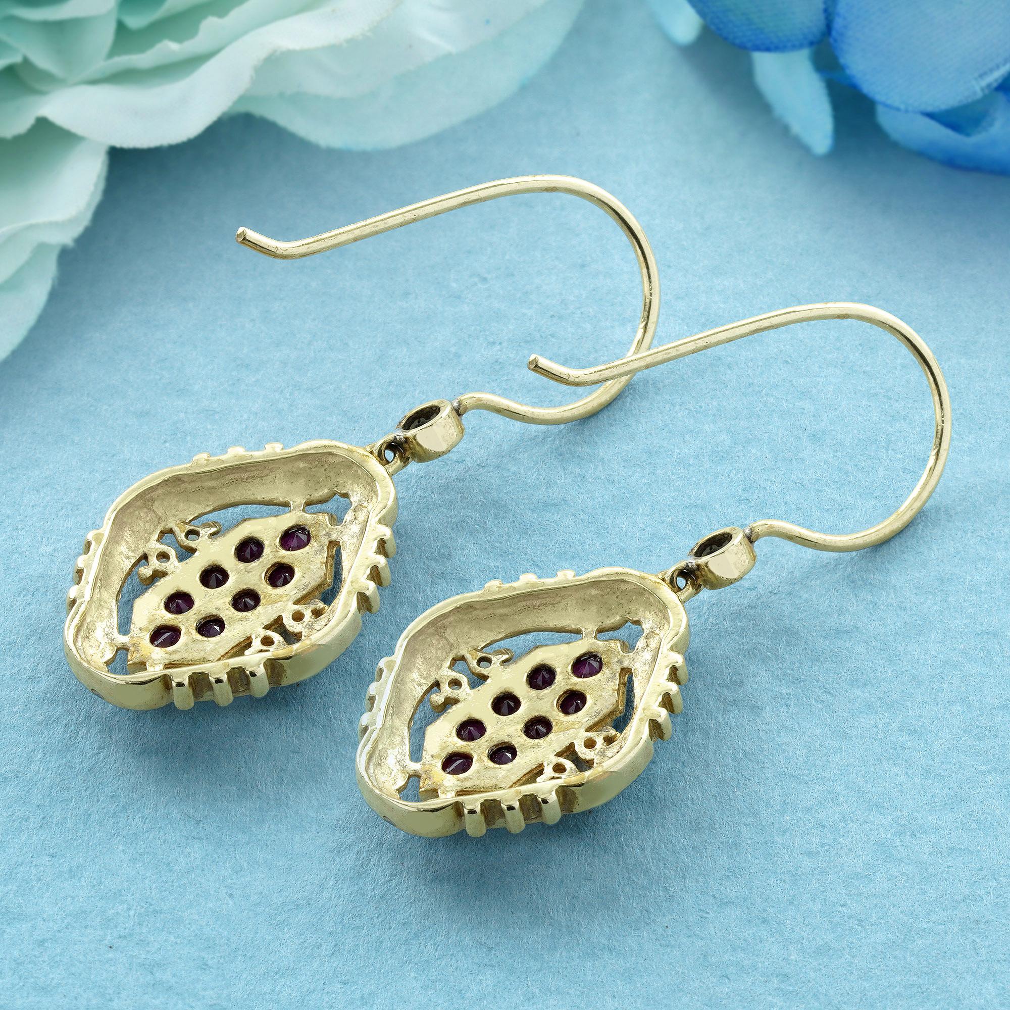 9K Gold Natürlicher Rubin Cluster Vintage Style Tropfen Ohrringe (Rundschliff)