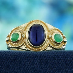 9K Gold Natural Sapphire Cabochon and Emerald Cabochon Vintage Style Ring