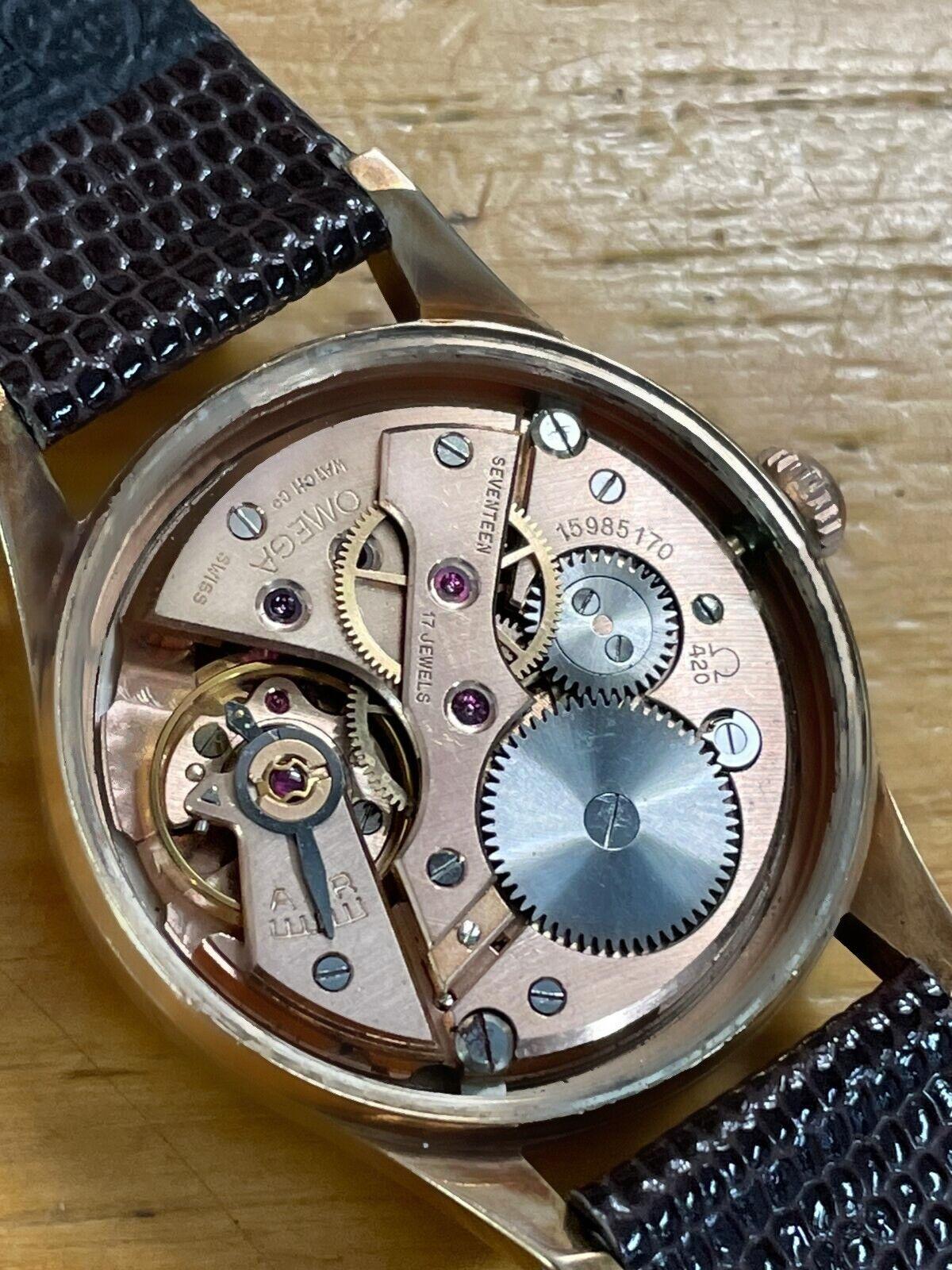  Omega Montre manuelle rare Calibre 420 vintage pour hommes des années 1950, en or 9 carats Tous originaux. Pour hommes 