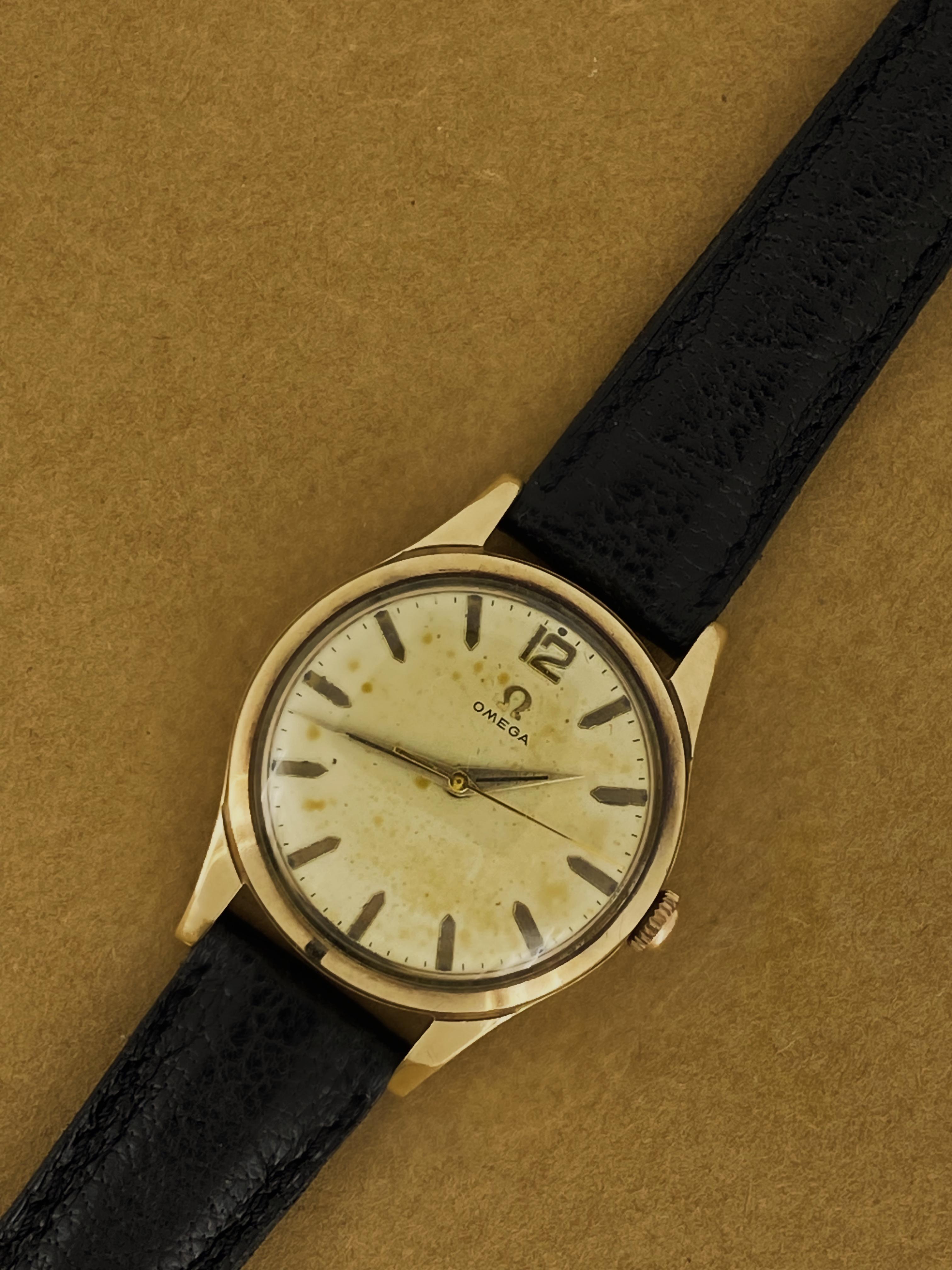 9K Gold Omega ref 96562 Manual Rare Caliber 420 Vintage 1950's Herrenuhr im Zustand „Hervorragend“ im Angebot in MELBOURNE, AU