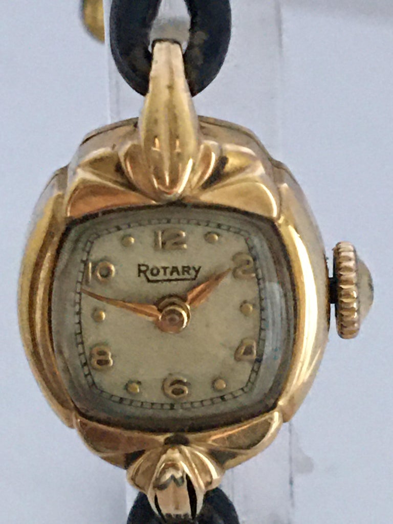9 Karat Gold Vintage 1940s Rotary Ladies Cocktail Watch For Sale at