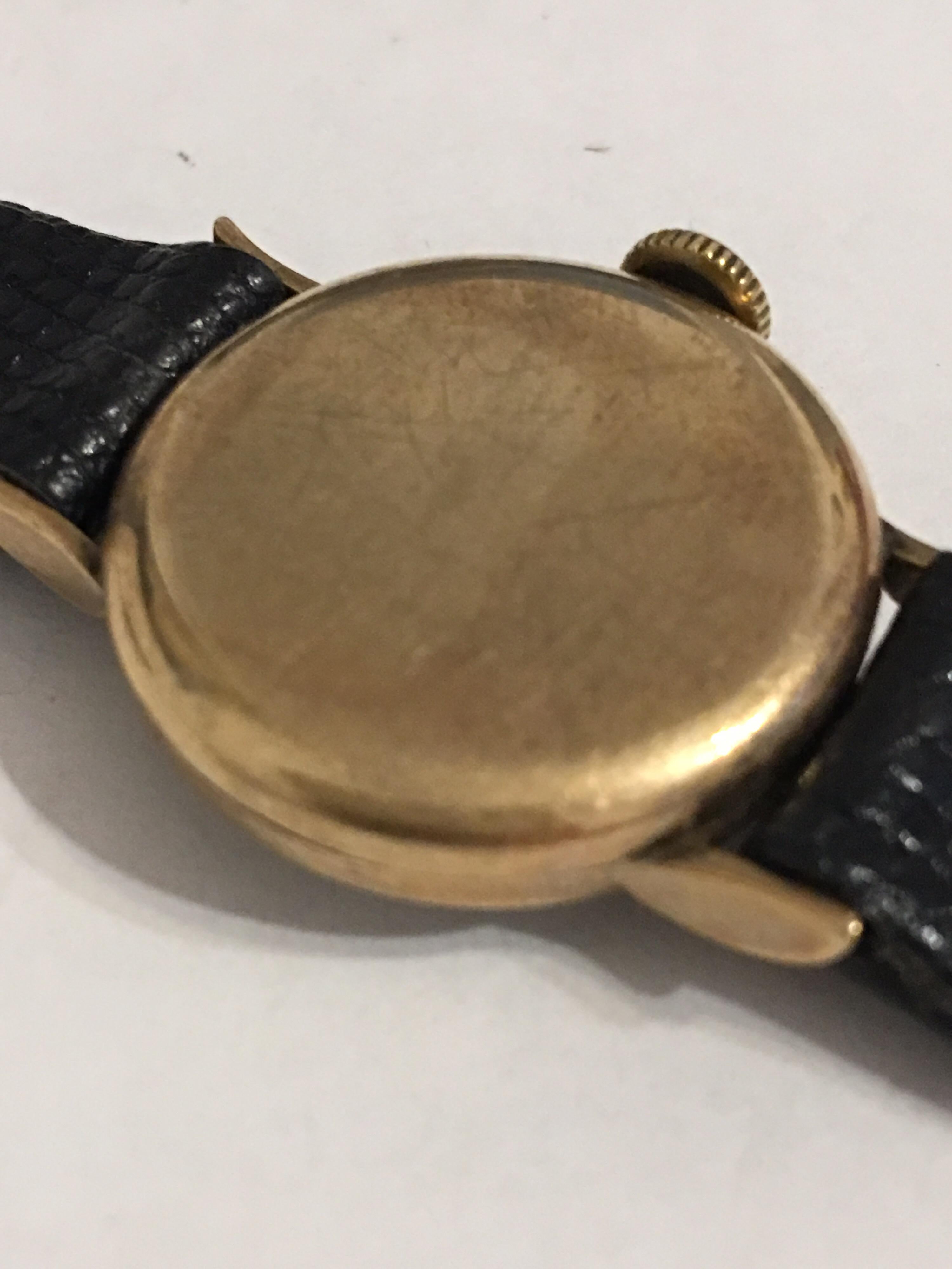 9 Karat Gold Vintage 1950s Ladies Swiss Wristwatch For Sale 1