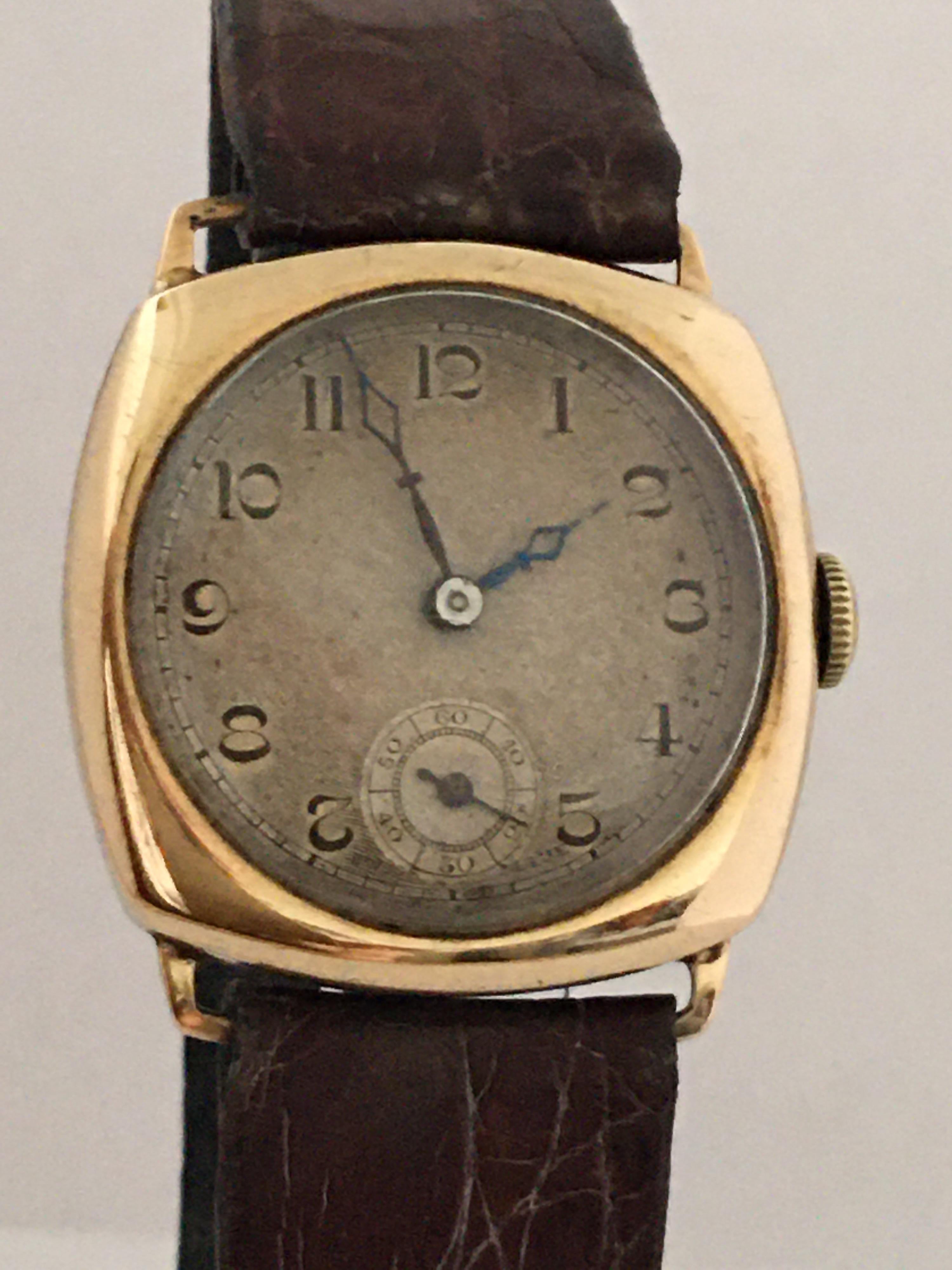 9 Karat Gold Vintage 1950s Manual winding Bernex Swiss Watch For Sale 5