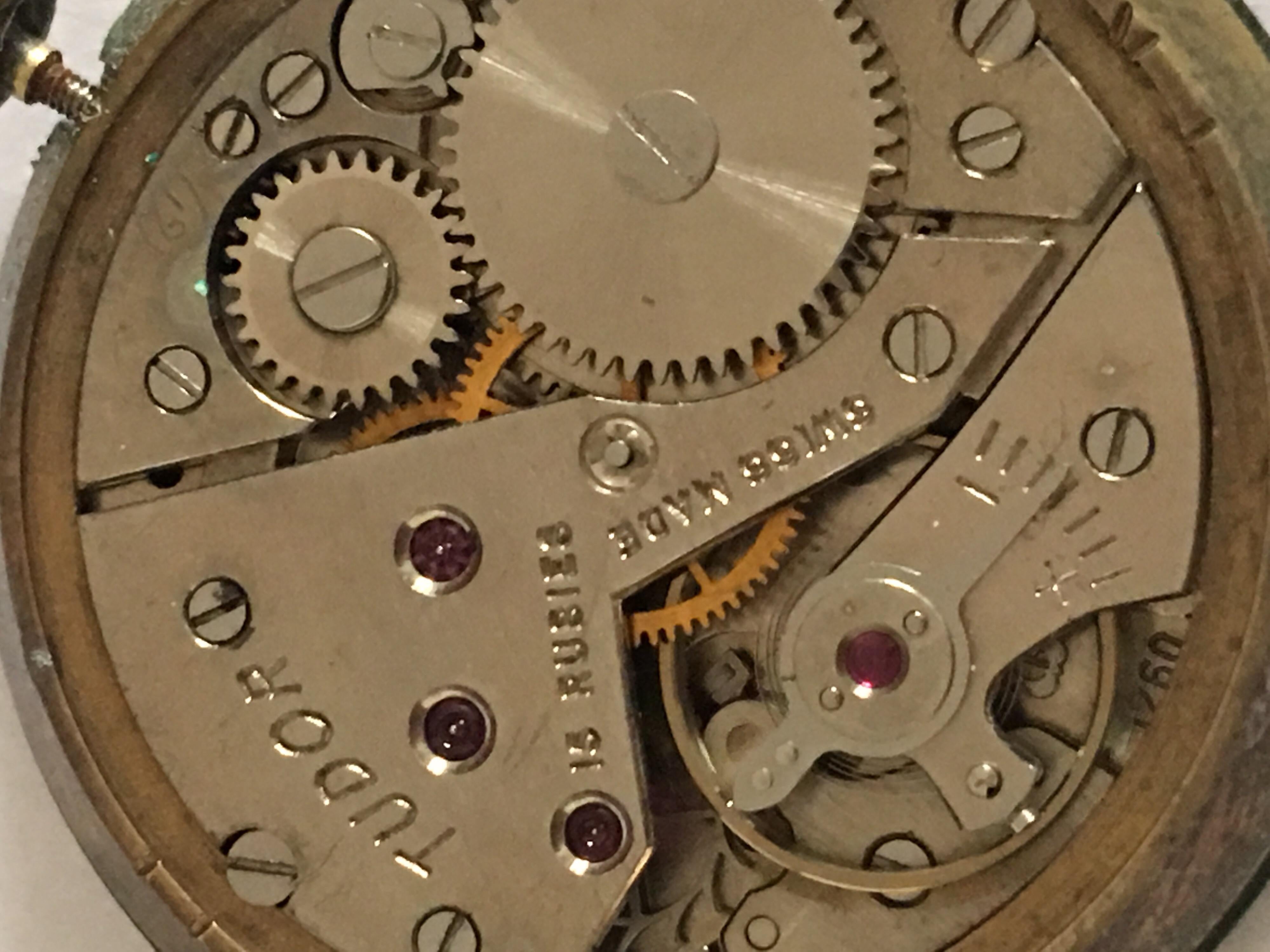 9 Karat Gold Vintage 1950s Tudor Rolex Mechanical Wristwatch For Sale 5
