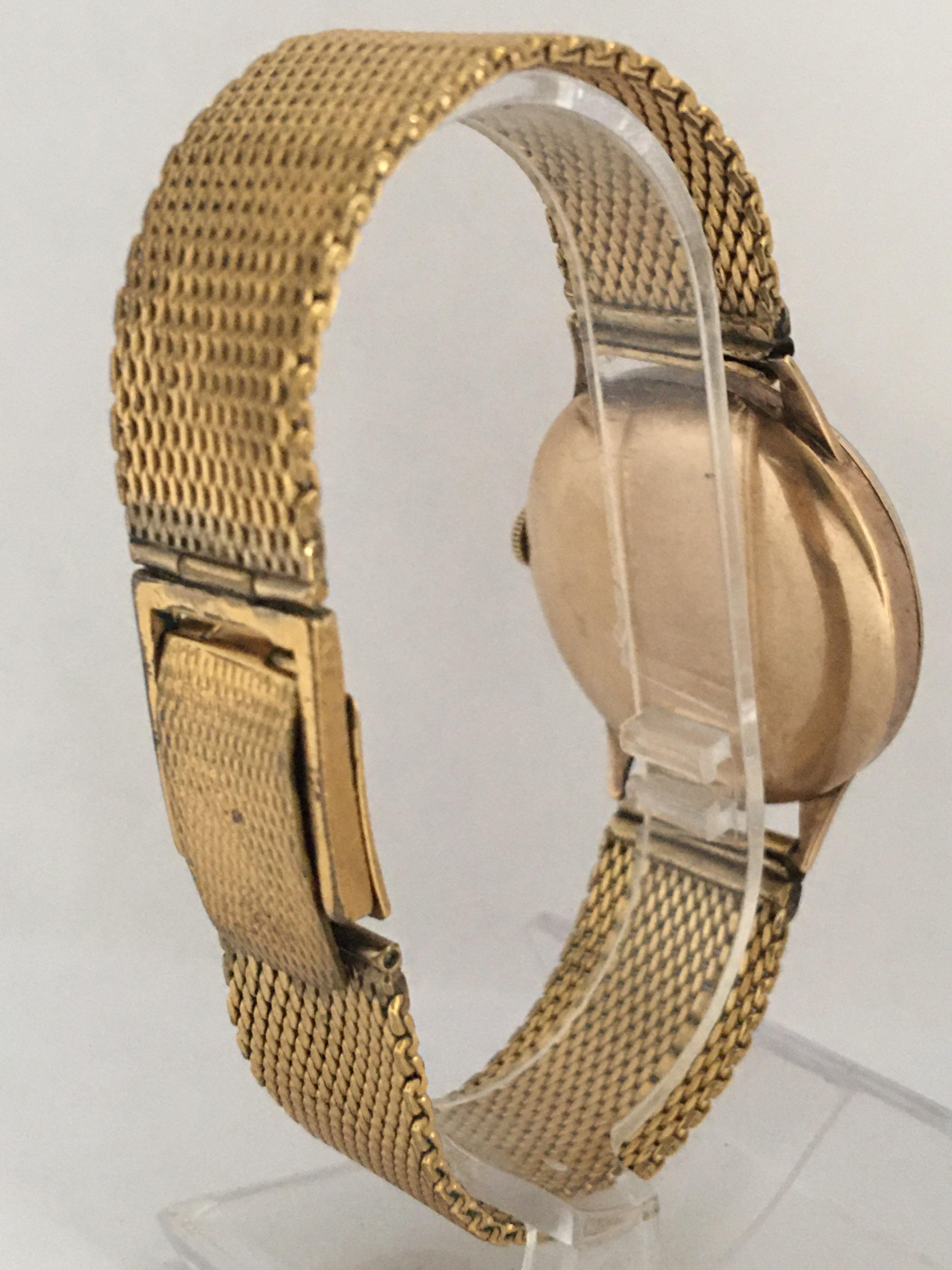 Women's or Men's 9 Karat Gold Vintage 1960s Mechanical Watch with Sweep Seconds For Sale