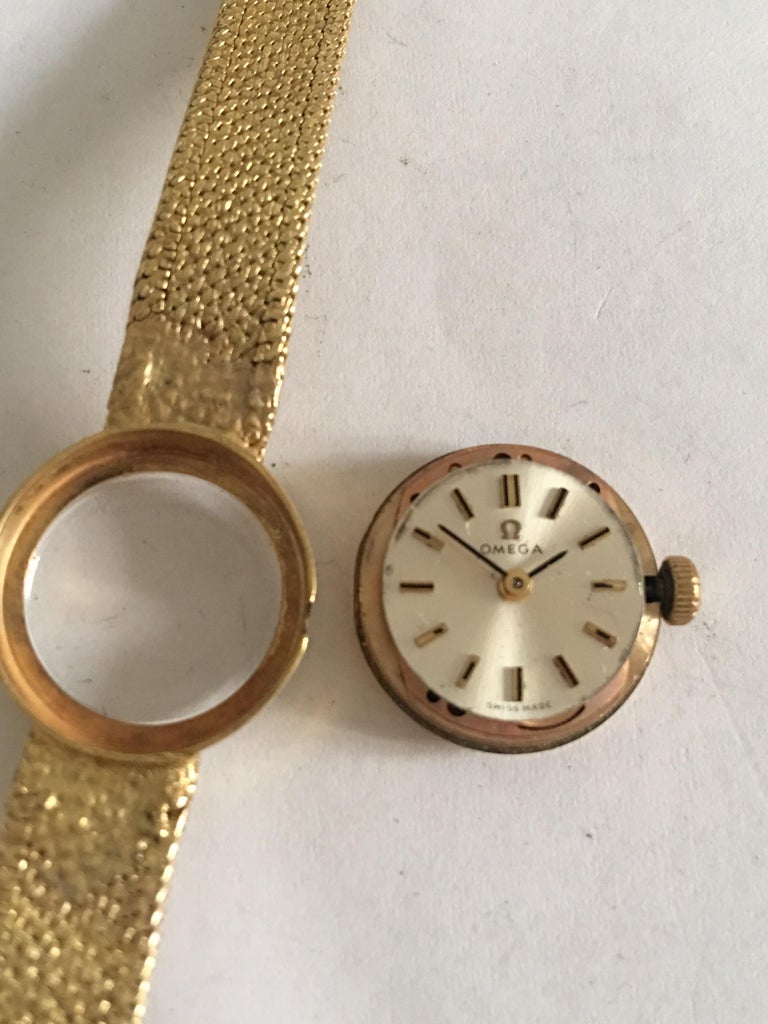 9 Karat Gold Vintage 1970s Omega Ladies Watch For Sale at 1stDibs