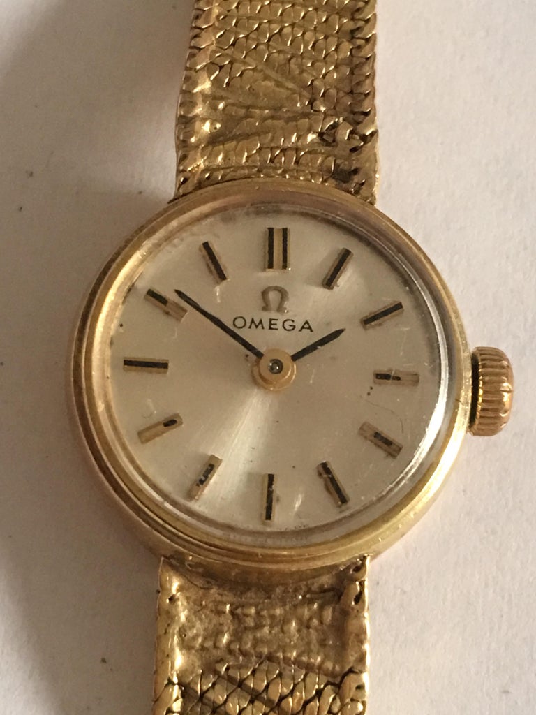 9 Karat Gold Vintage 1970s Omega Ladies Watch For Sale at 1stDibs 9 Karat Gold Vintage 1970s Omega Ladies Watch For Sale at 1stDibs