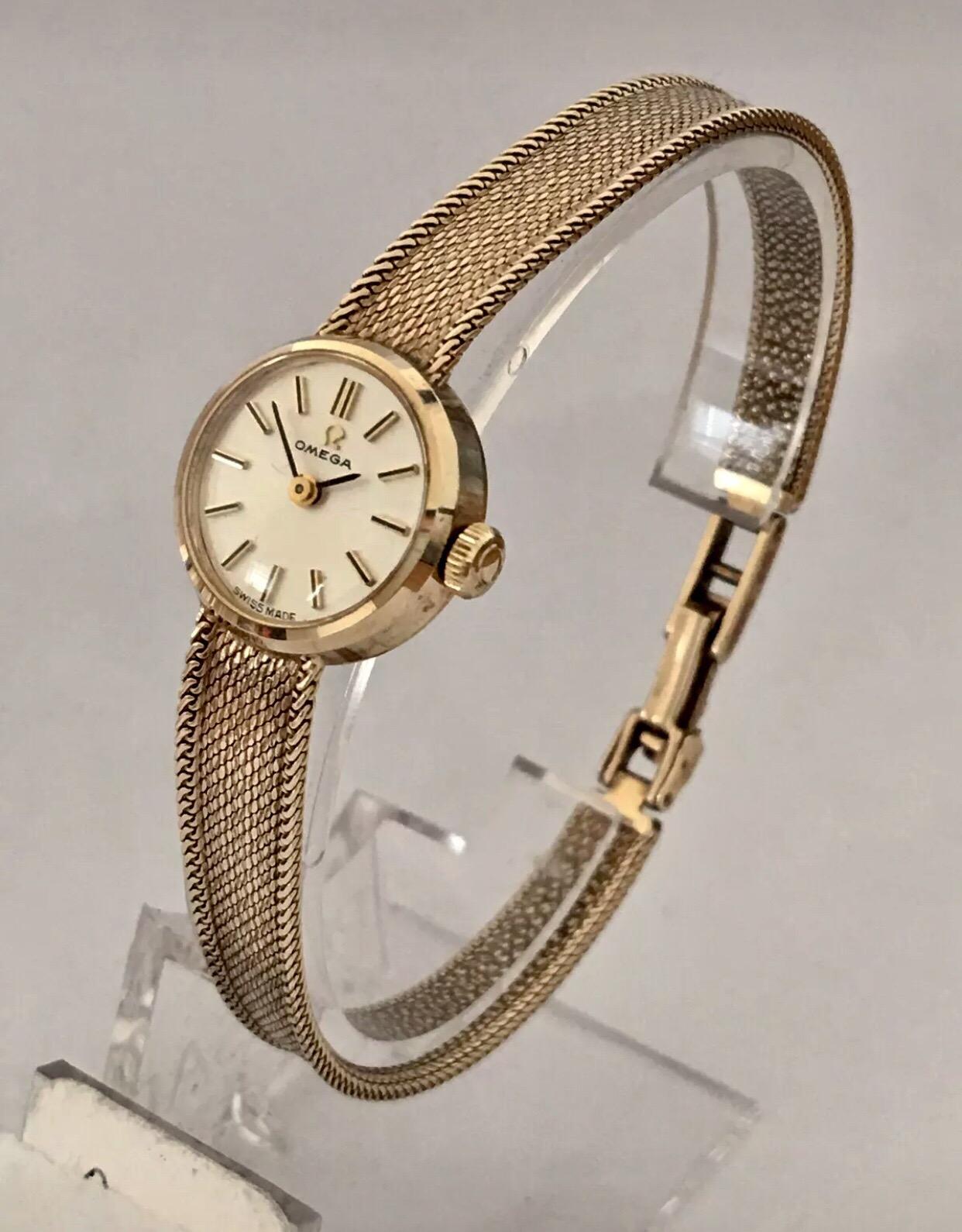 9 Karat Gold Vintage Hand-Winding Omega Ladies Wristwatch 6