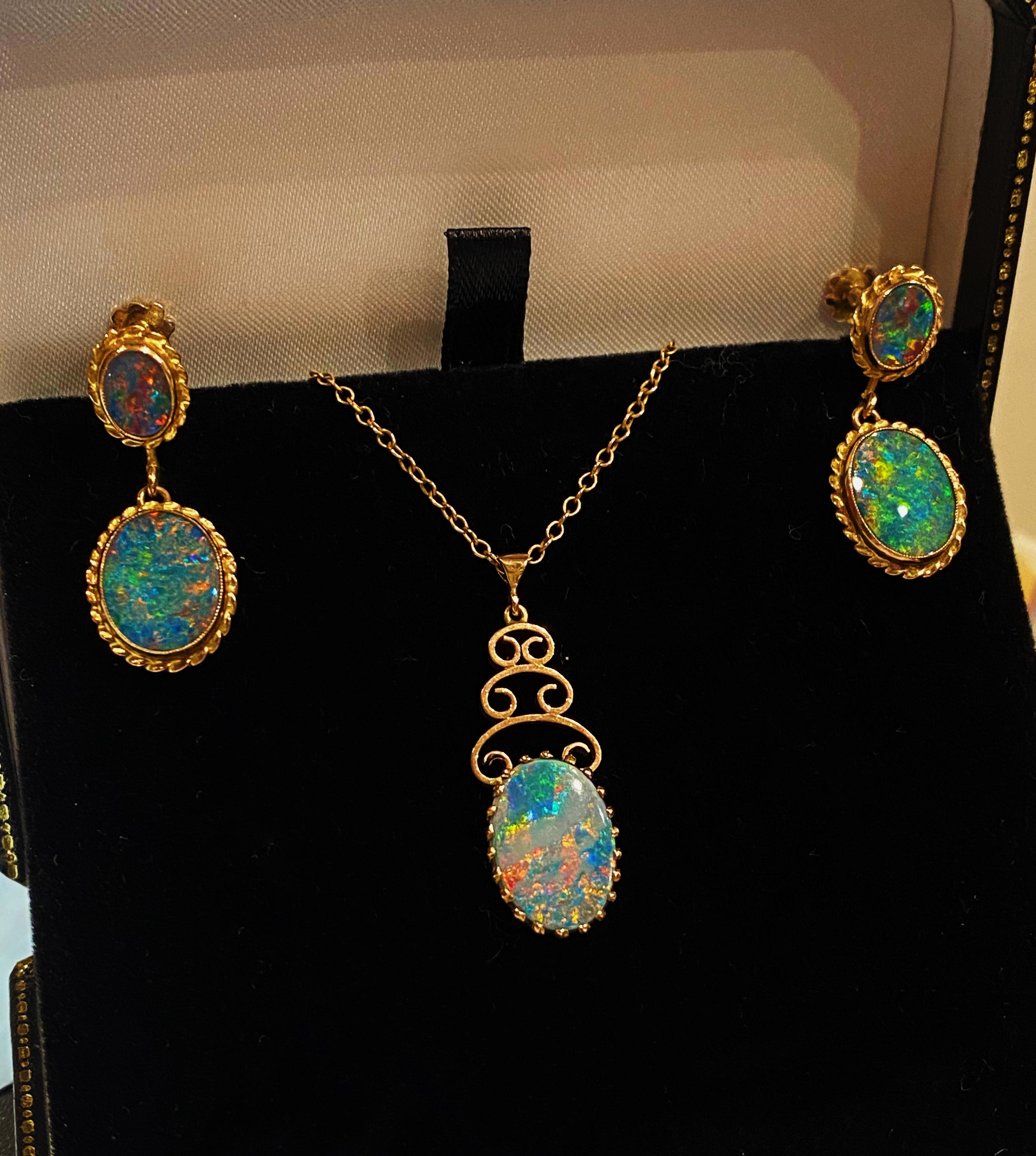 9K Rose Gold 6.00ct Australian Opal Retro 60's Set: Earrings & Pendant + Chain For Sale 5